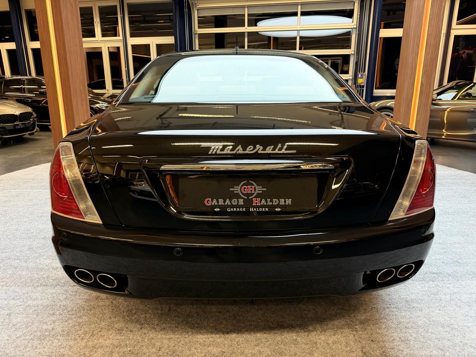 MASERATI Quattroporte 4.2 V8-image-4