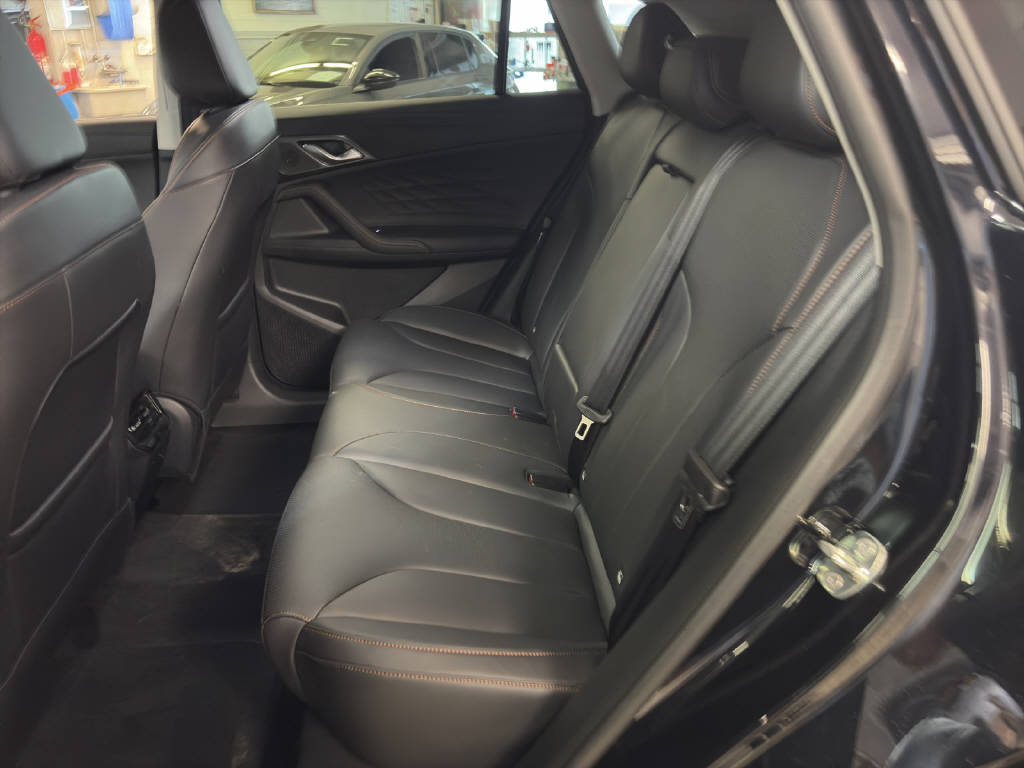MG HS 1.5 Hybrid Luxury-image-7