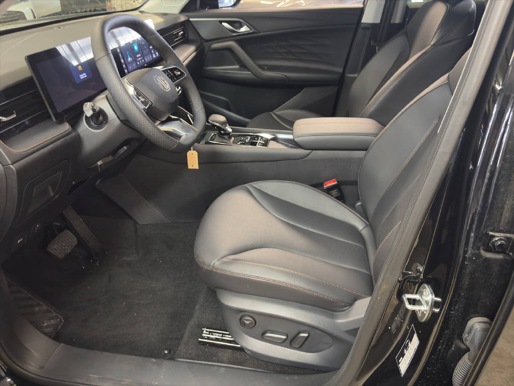 MG HS 1.5 Hybrid Luxury-image-4