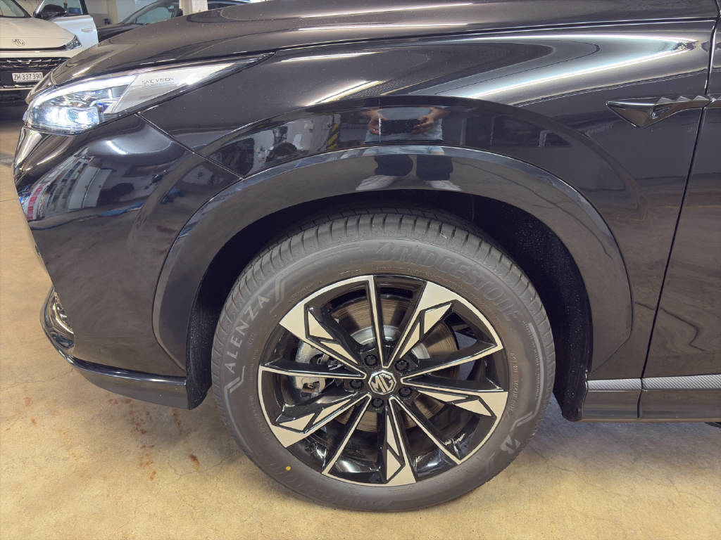 MG HS 1.5 Hybrid Luxury-image-9