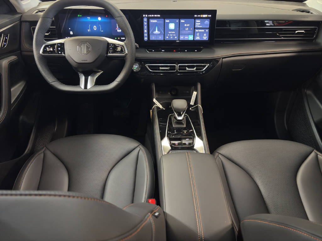 MG HS 1.5 Hybrid Luxury-image-6