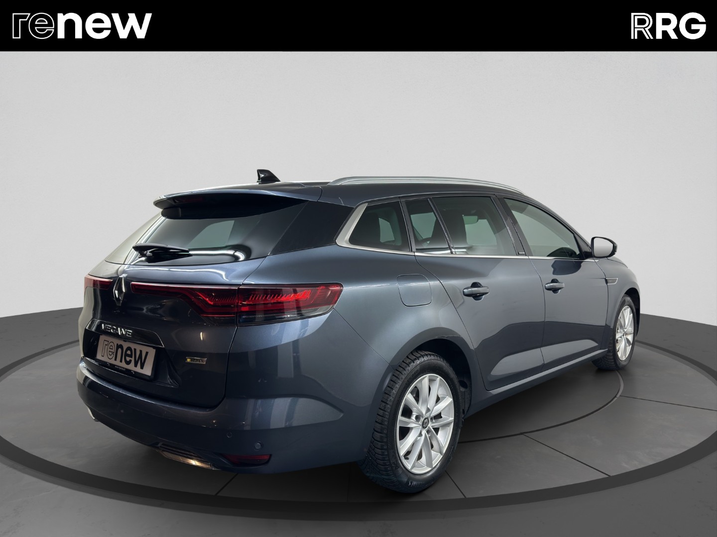 RENAULT Mégane Grandtour 1.6 E-Tech R.S. Line-showroom-element-2