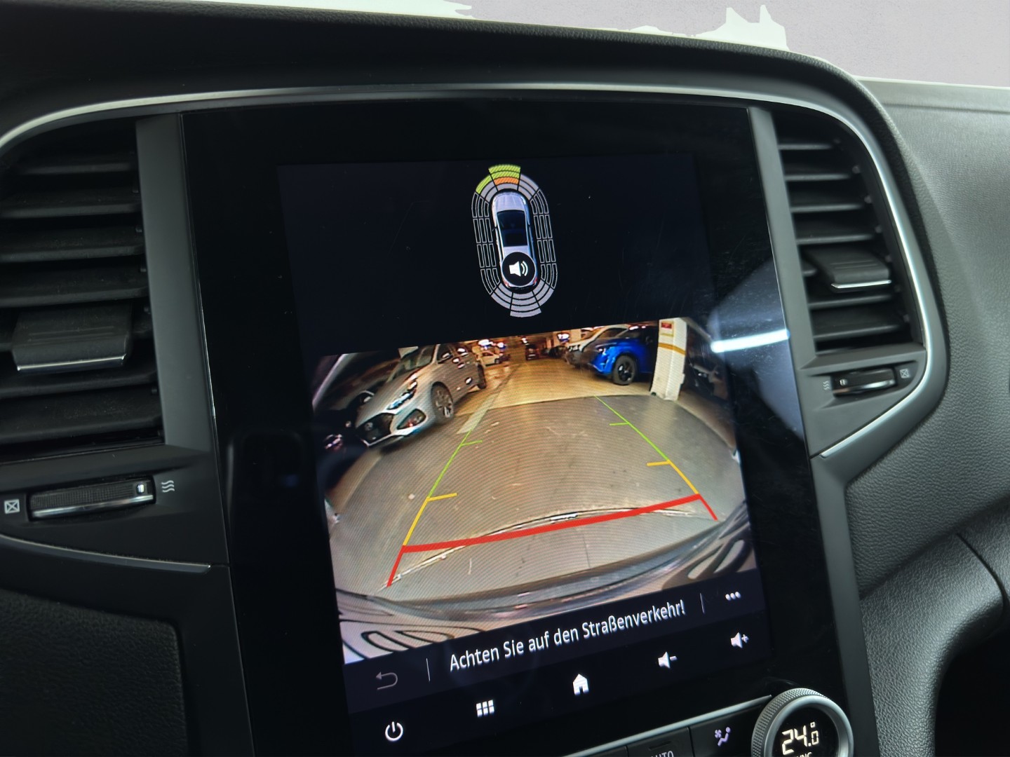 RENAULT Mégane Grandtour 1.6 E-Tech R.S. Line-image-19