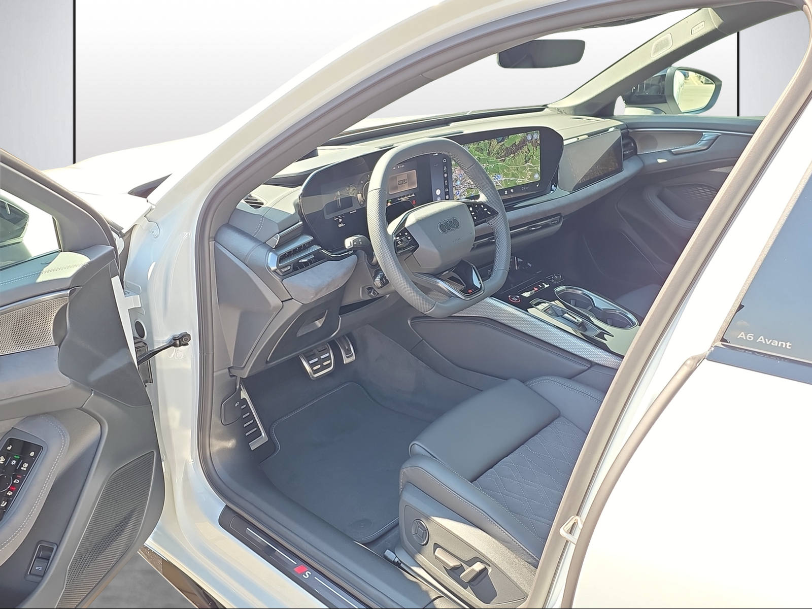 AUDI A6 Avant TDI quattro 150 kW S tronic-image-5
