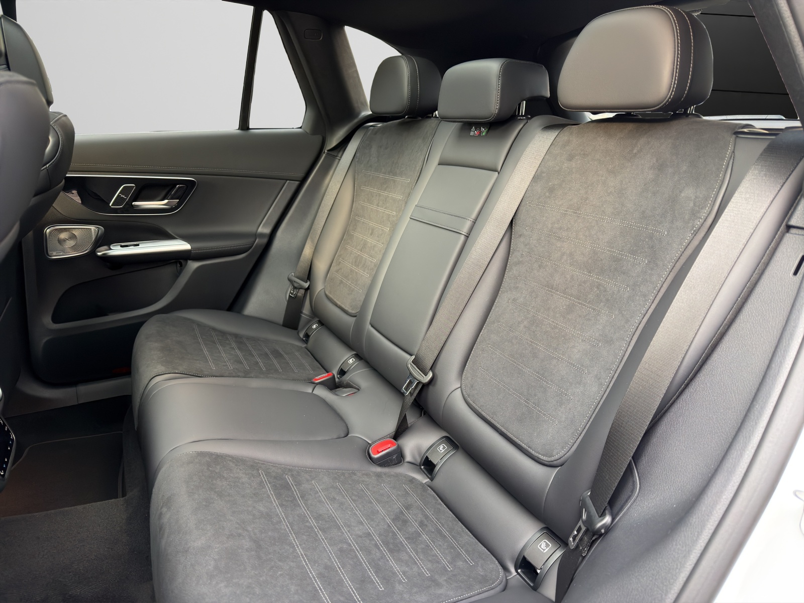 Image MERCEDES-BENZ GLC-220 GLC 220 d 4Matic 9G-Tronic