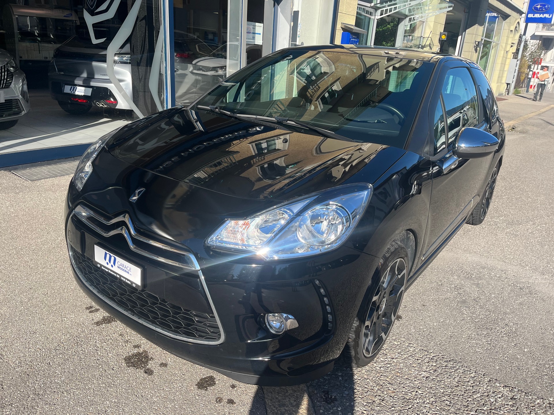 DS AUTOMOBILES DS3 1.6 THP Faubourg Addict-showroom-element-1