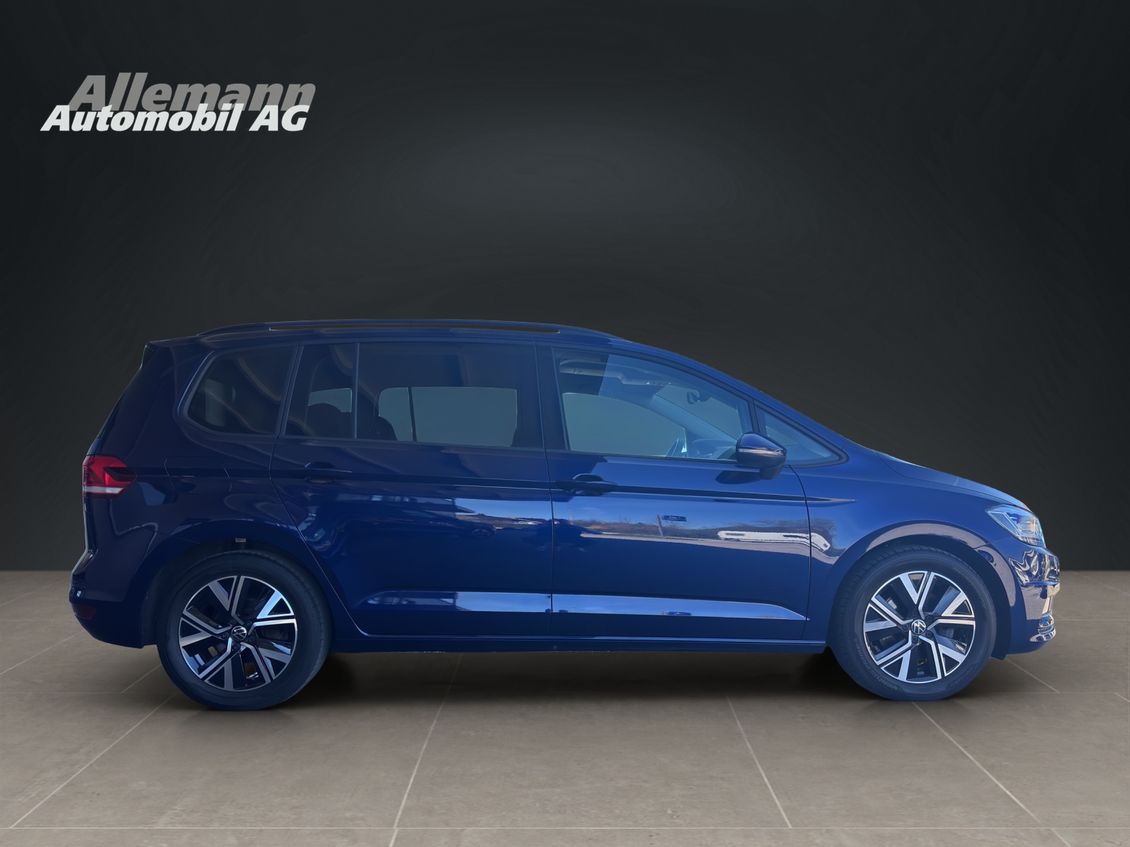 VW Touran 2.0 TDI SCR Comfortline DSG-image-6