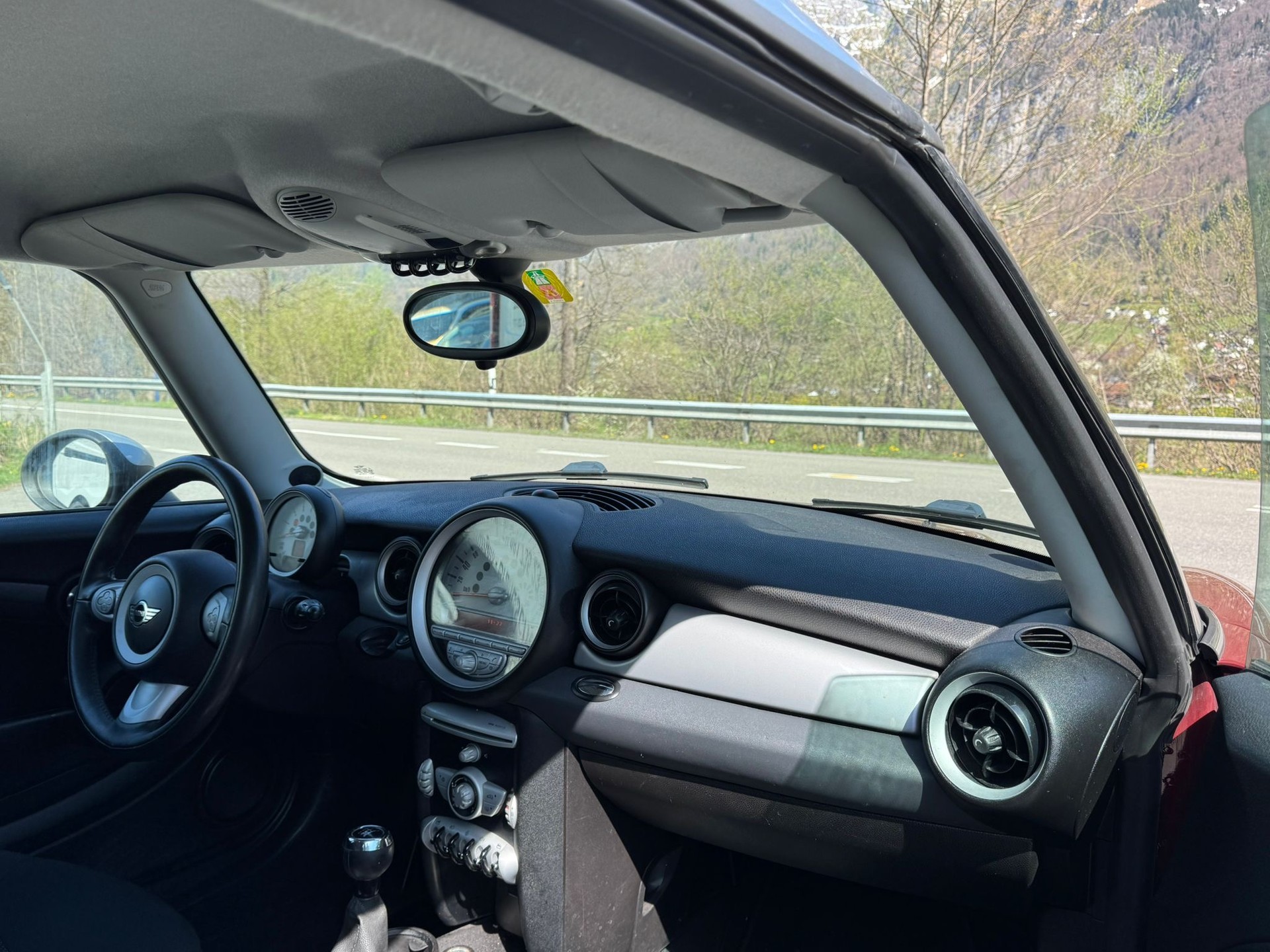 MINI Clubman Cooper D-image-13