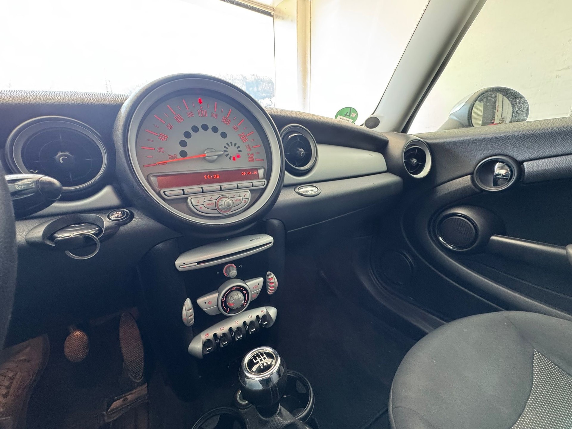 MINI Clubman Cooper D-image-15