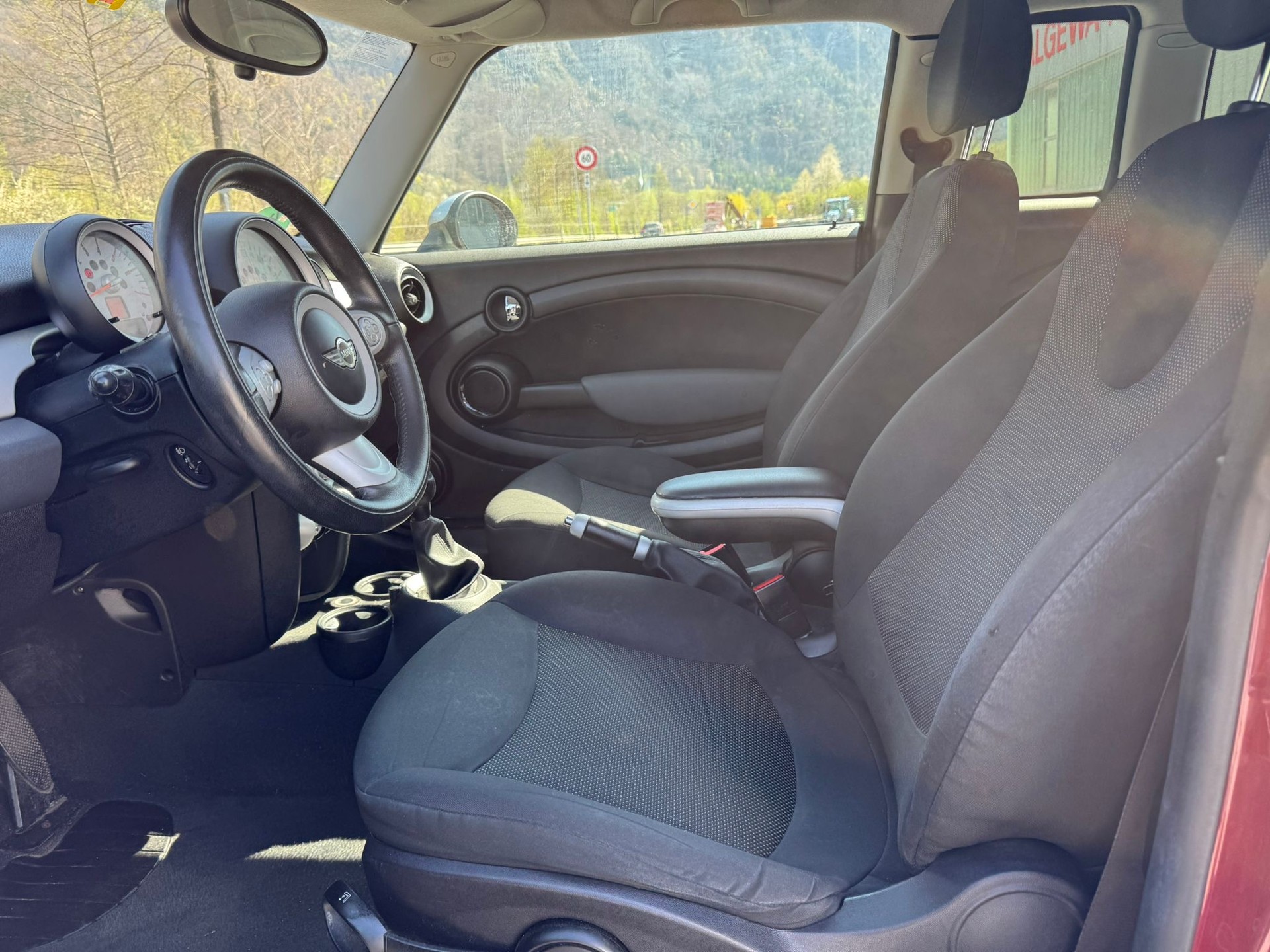 MINI Clubman Cooper D-image-14