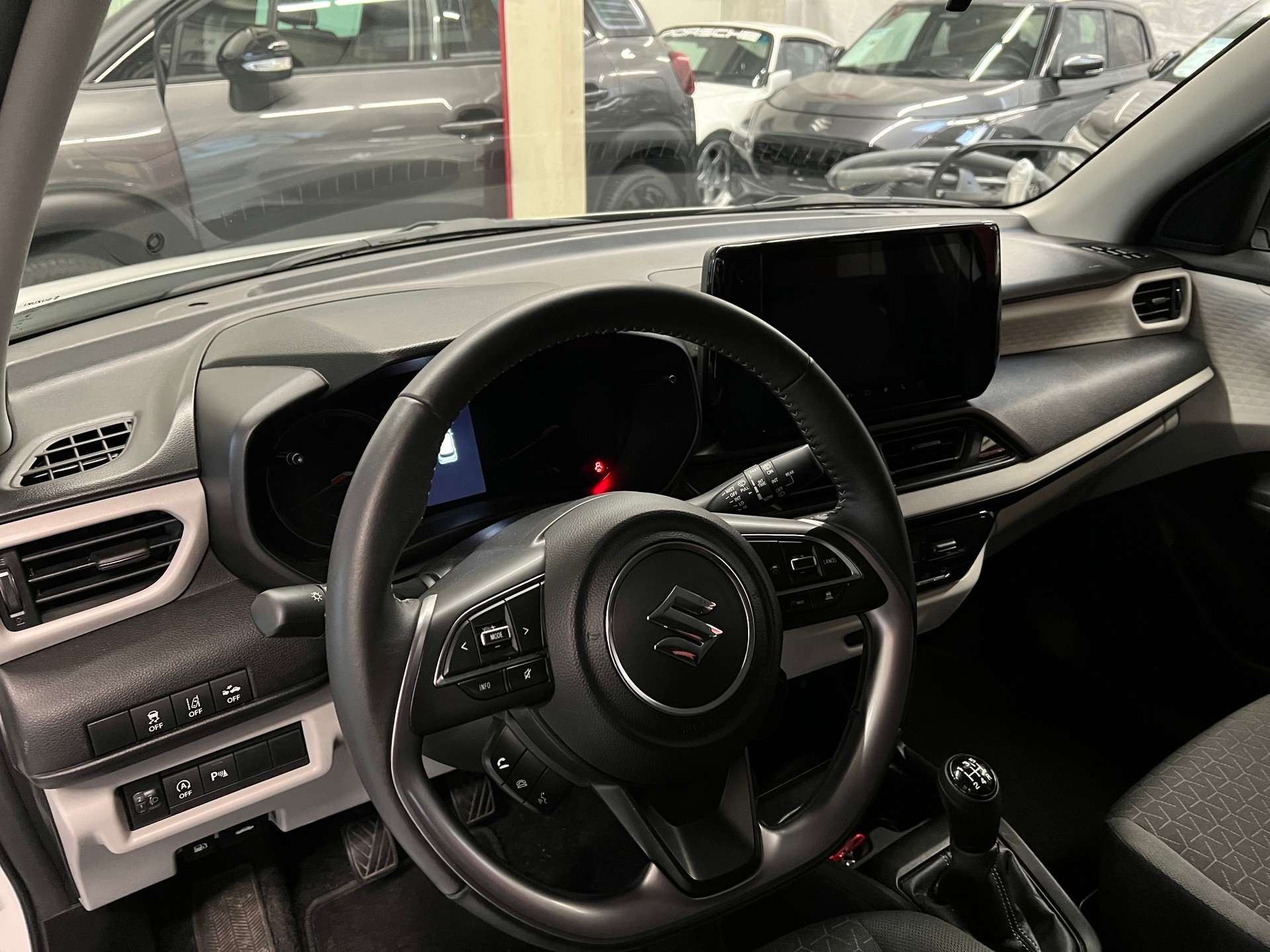 SUZUKI Swift 1.2 1st Edition Hybrid-image-5