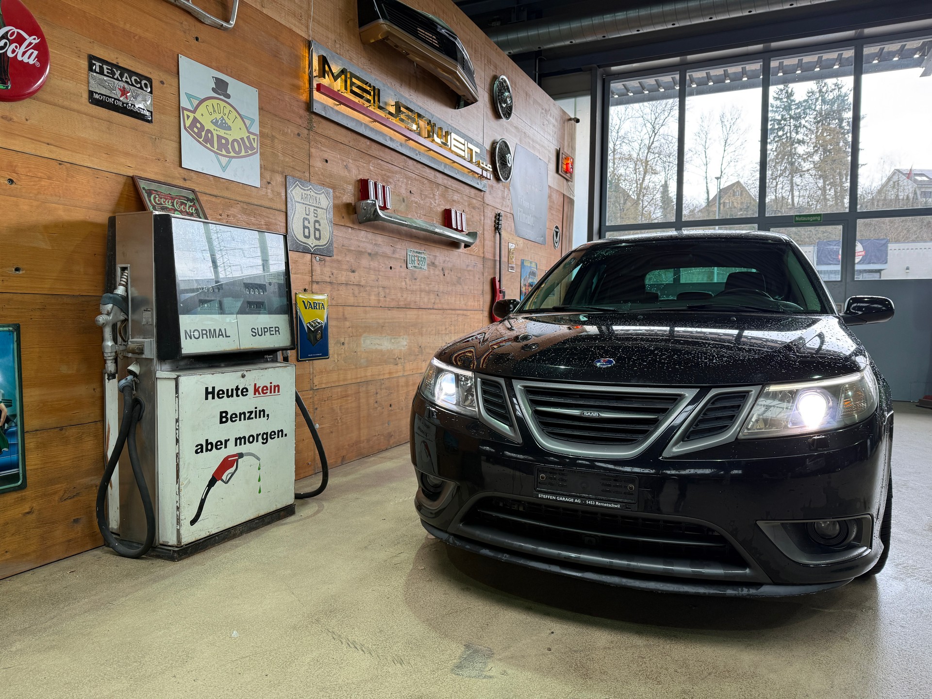 SAAB 9-3 2.8T V6 X XWD Automatic-showroom-element-2