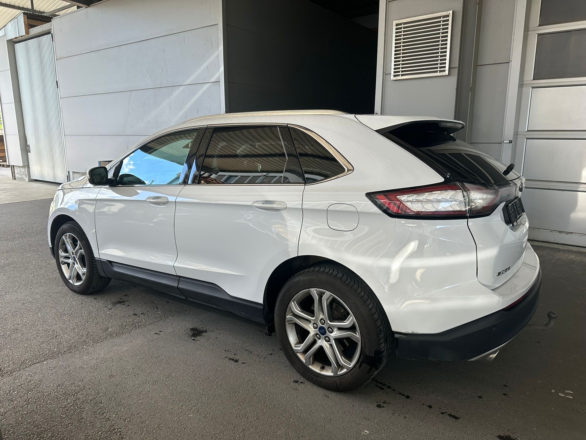 FORD Edge 2.0 TDCi Trend 4WD-image-2
