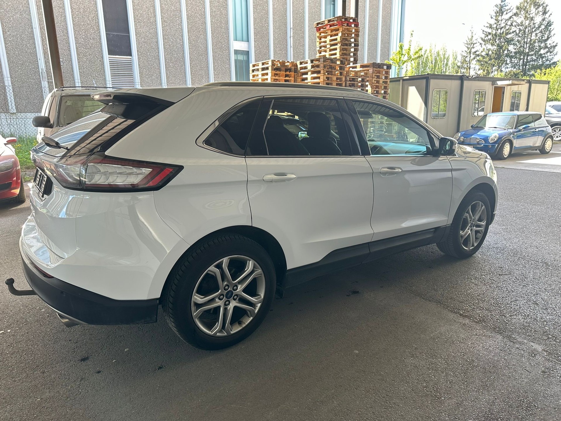 FORD Edge 2.0 TDCi Trend 4WD-image-4