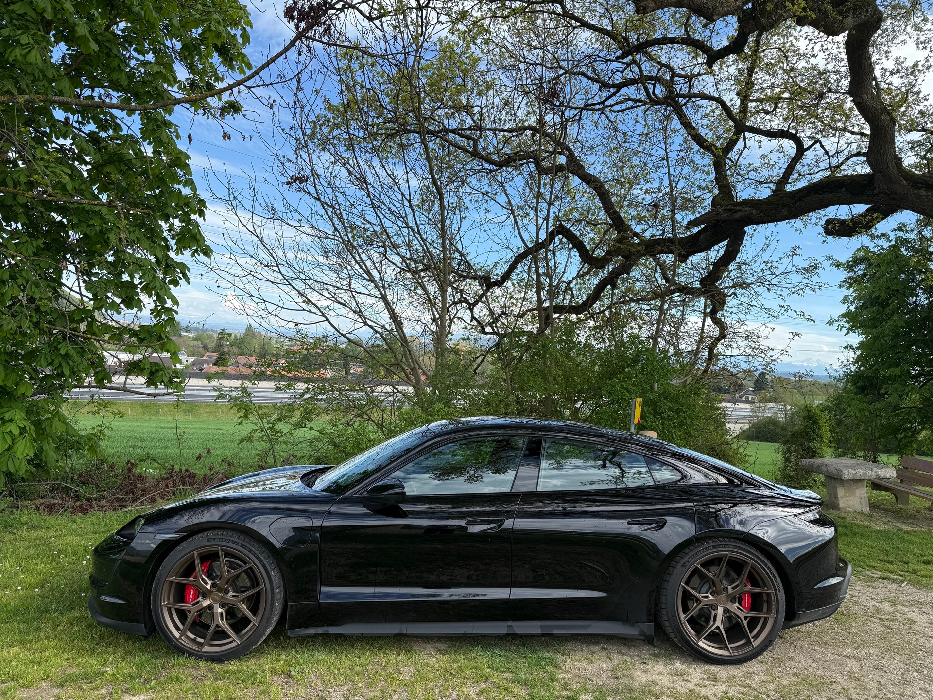 PORSCHE Taycan 4S-image-0