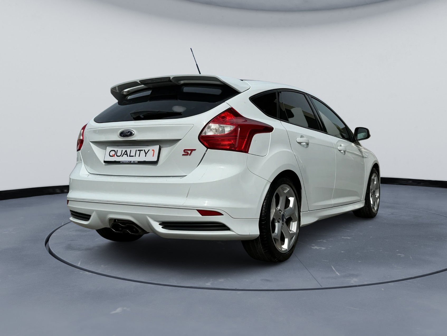 FORD Focus 2.0 SCTi ST-2-image-4
