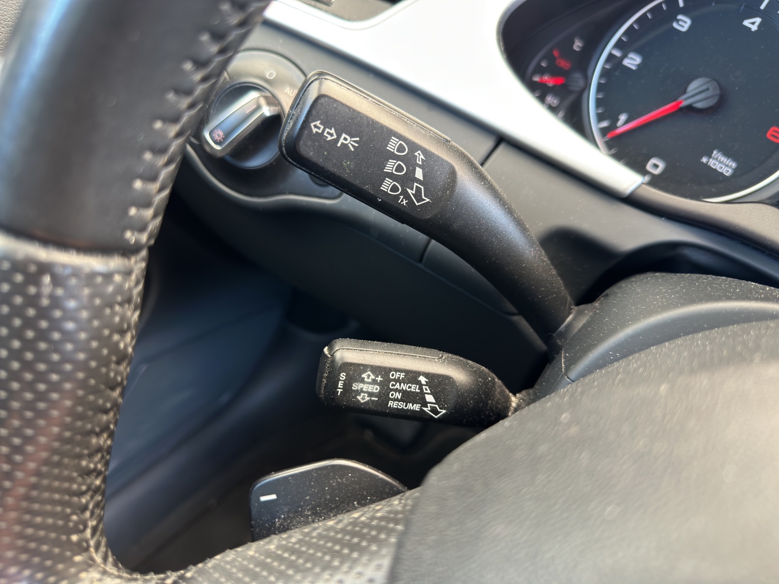AUDI A4 Avant 2.0 TDI multitronic-image-11