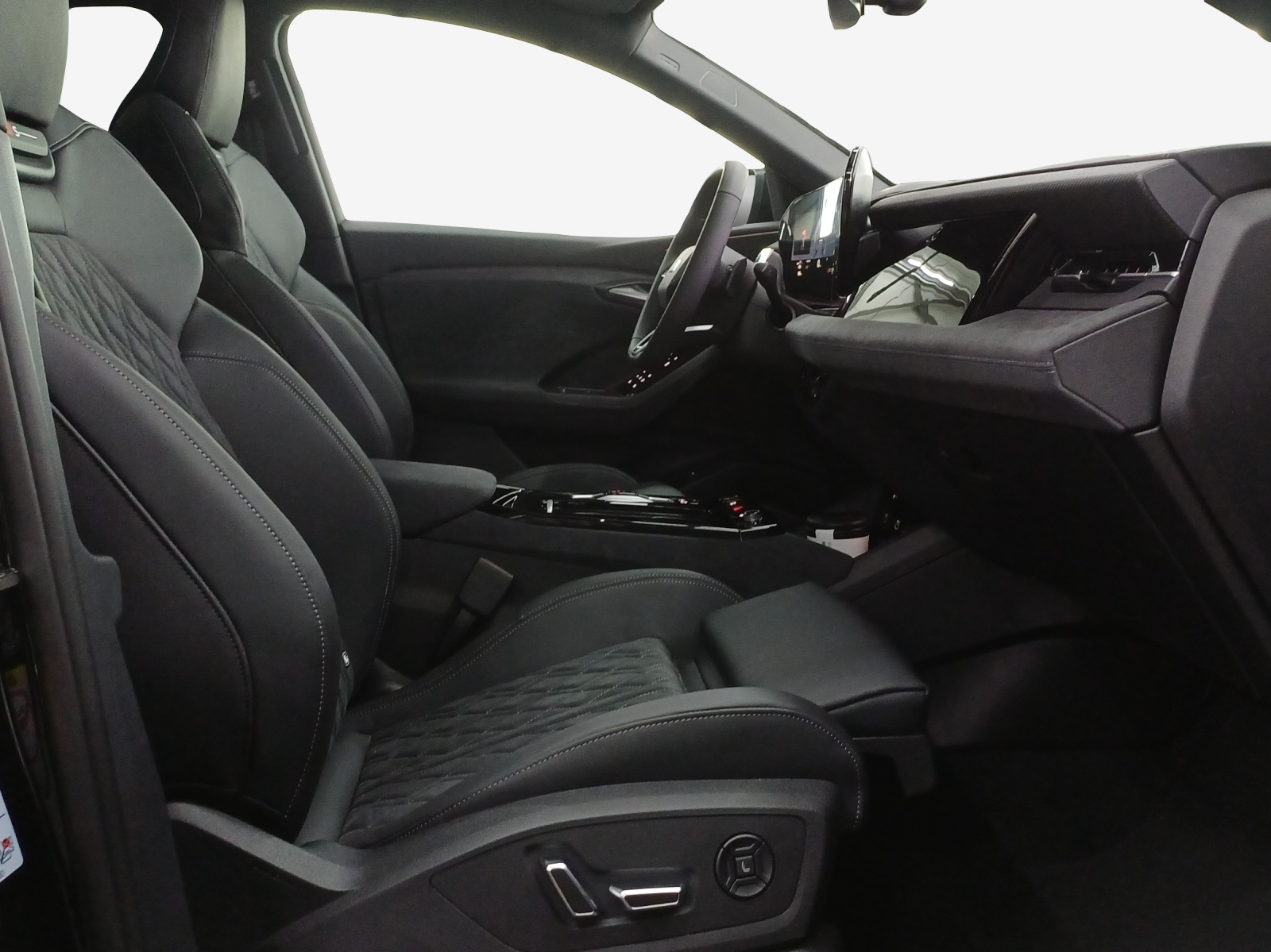 AUDI Q6 Sportback e-tron quattro-image-14