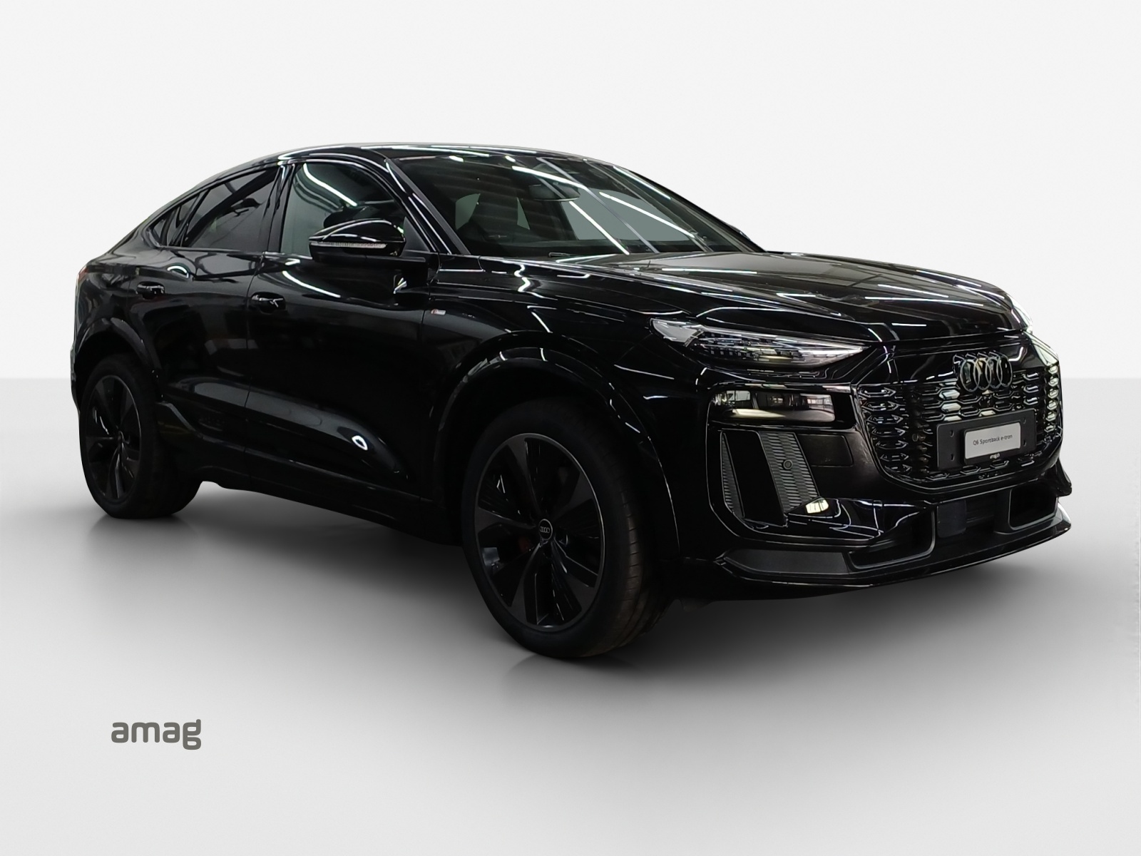 AUDI Q6 Sportback e-tron quattro-image-5