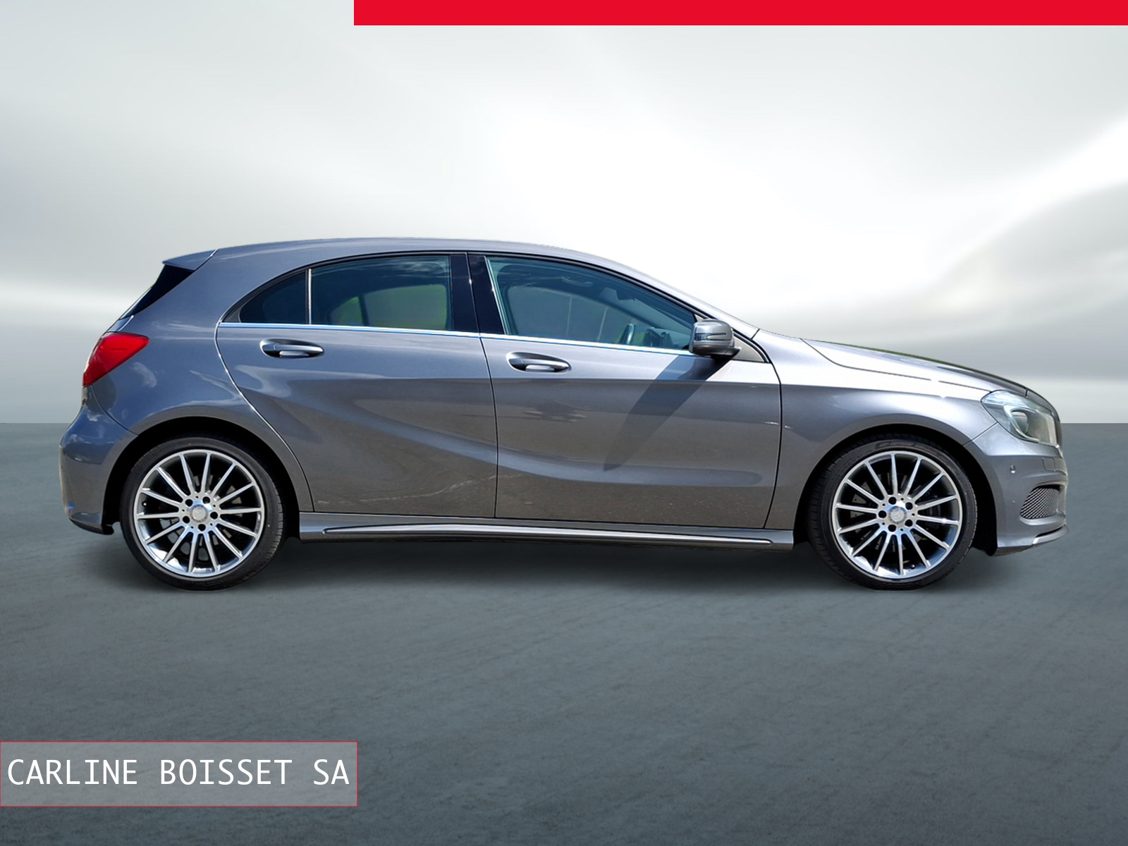 MERCEDES-BENZ A 220 AMG Line 4Matic 7G-DCT-image-5