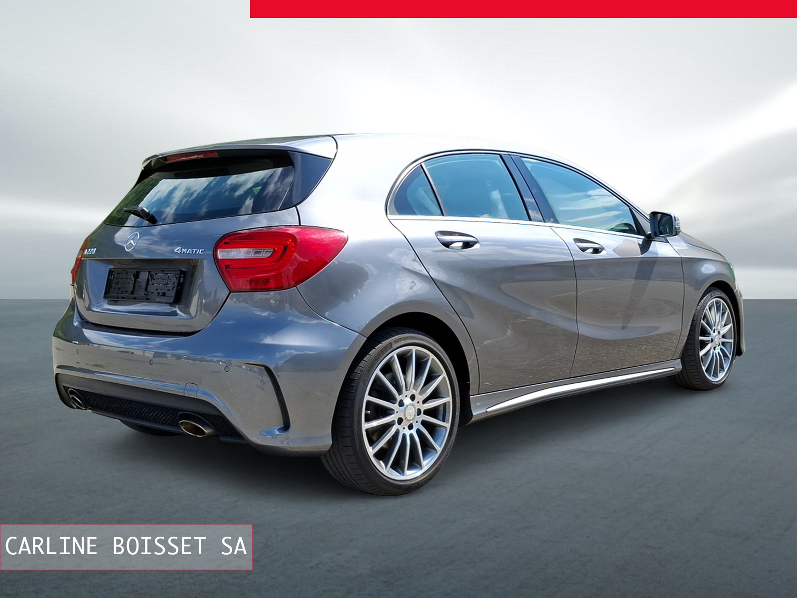 MERCEDES-BENZ A 220 AMG Line 4Matic 7G-DCT-image-4