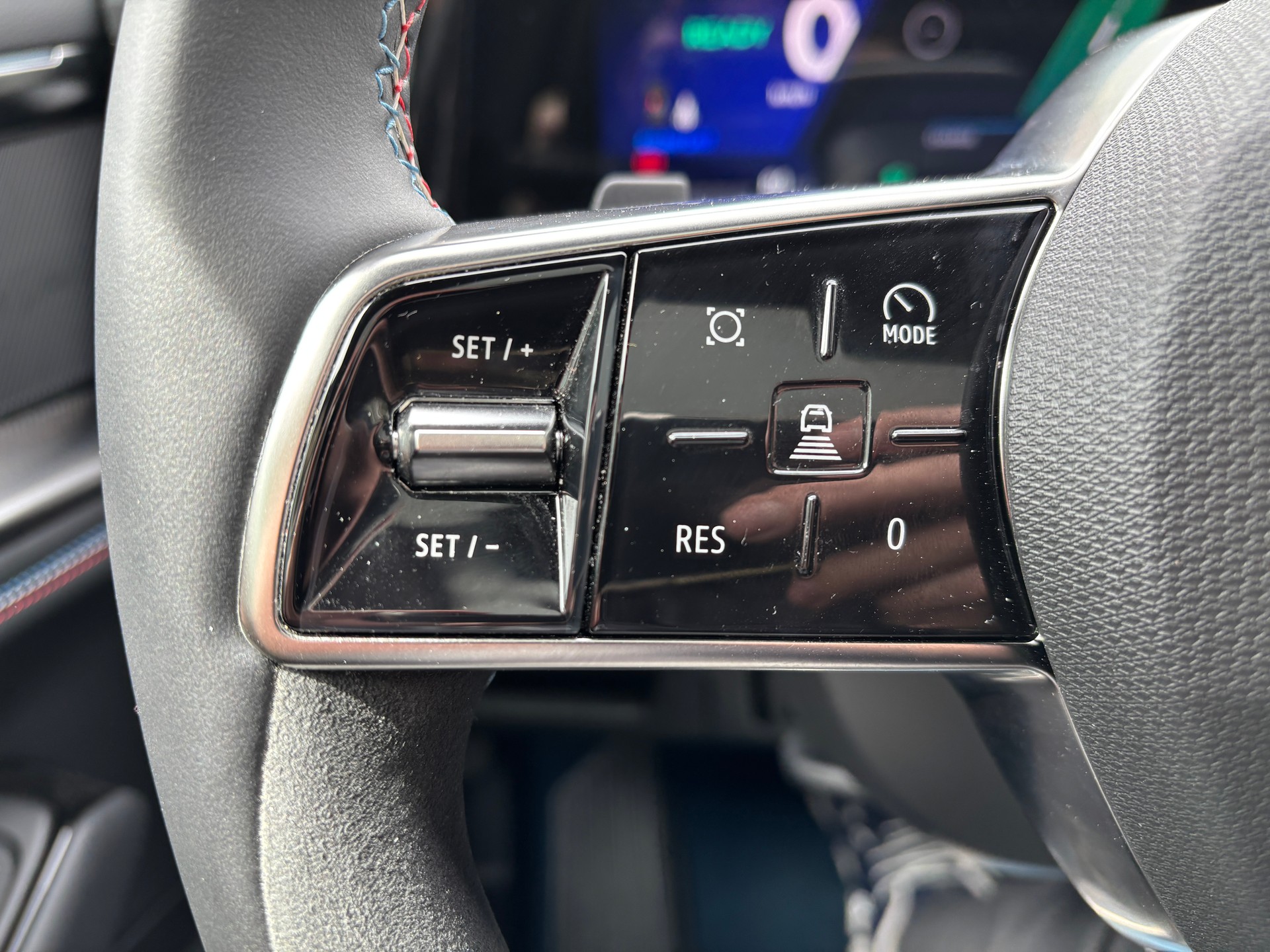 RENAULT Rafale 1.2 Plug-in Esprit Alpine 4x4-image-8