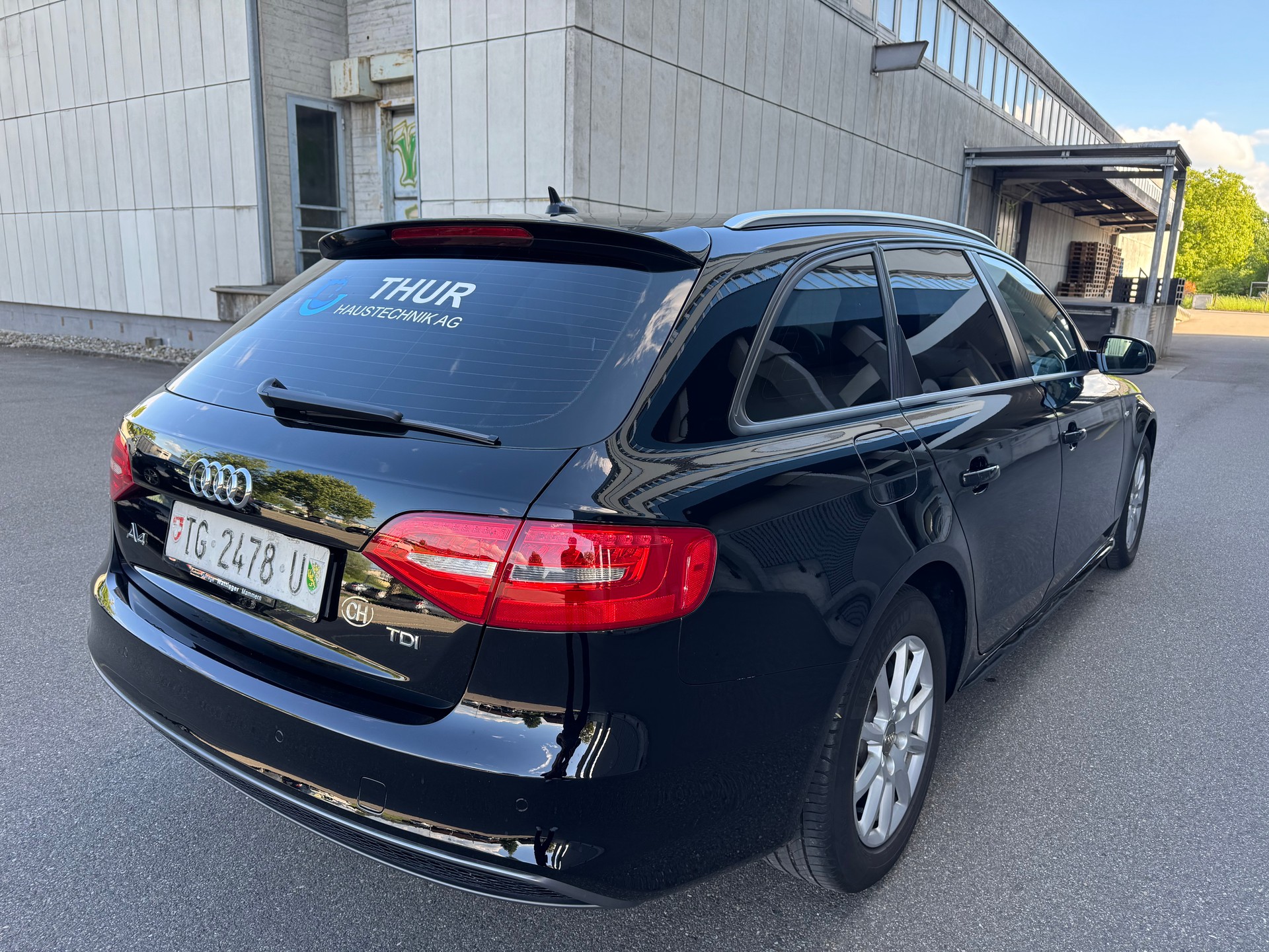 AUDI A4 Avant 2.0 TDI multitronic Frisch ab MFK-image-4