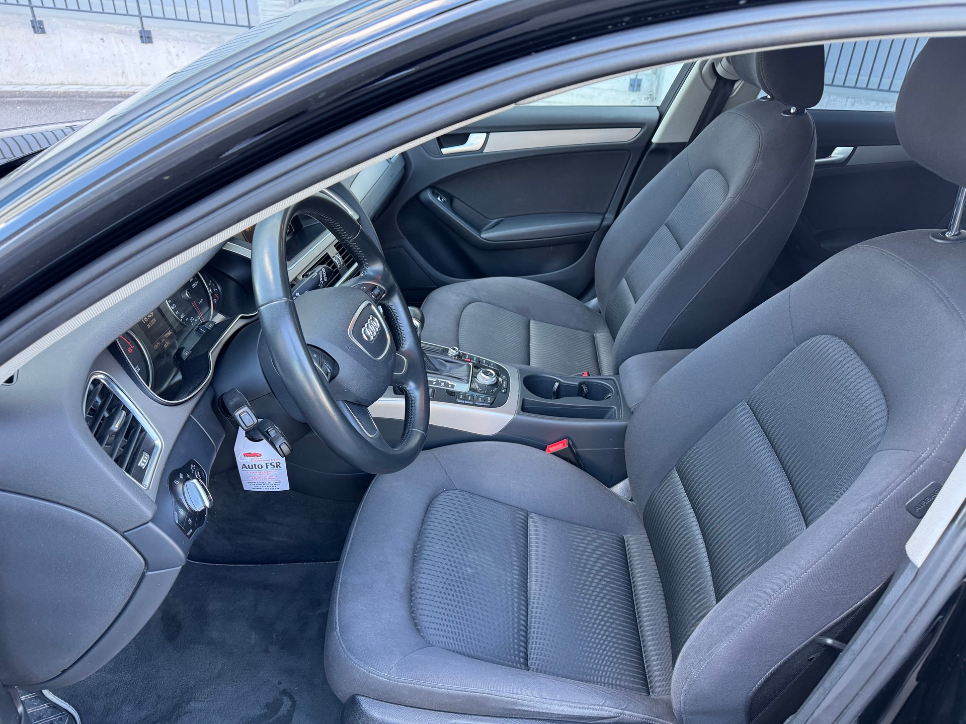 AUDI A4 Avant 2.0 TDI multitronic Frisch ab MFK-image-8