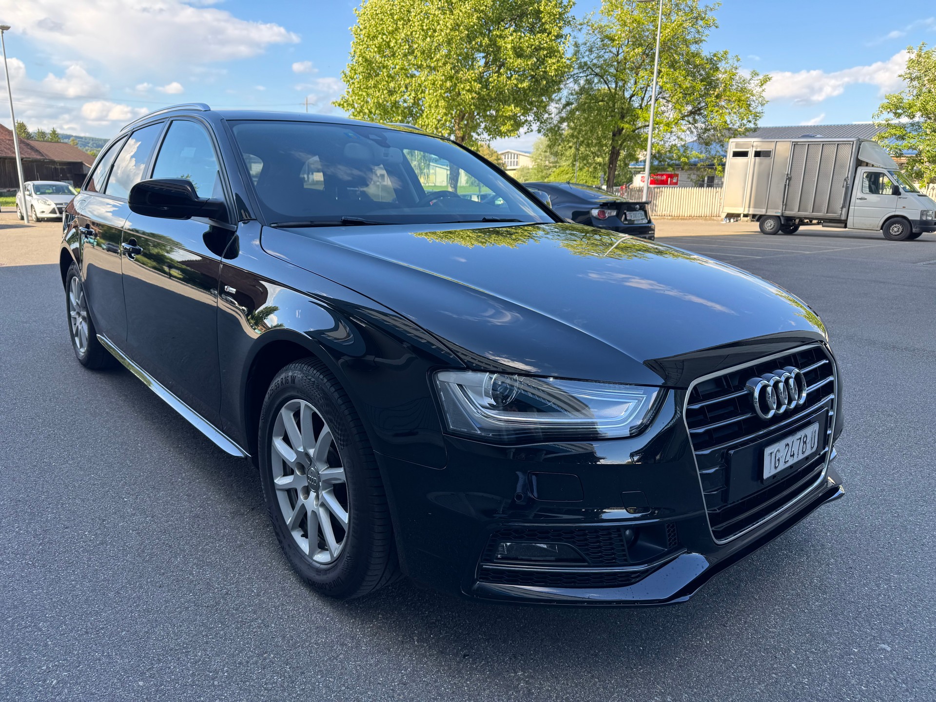 AUDI A4 Avant 2.0 TDI multitronic Frisch ab MFK-image-1