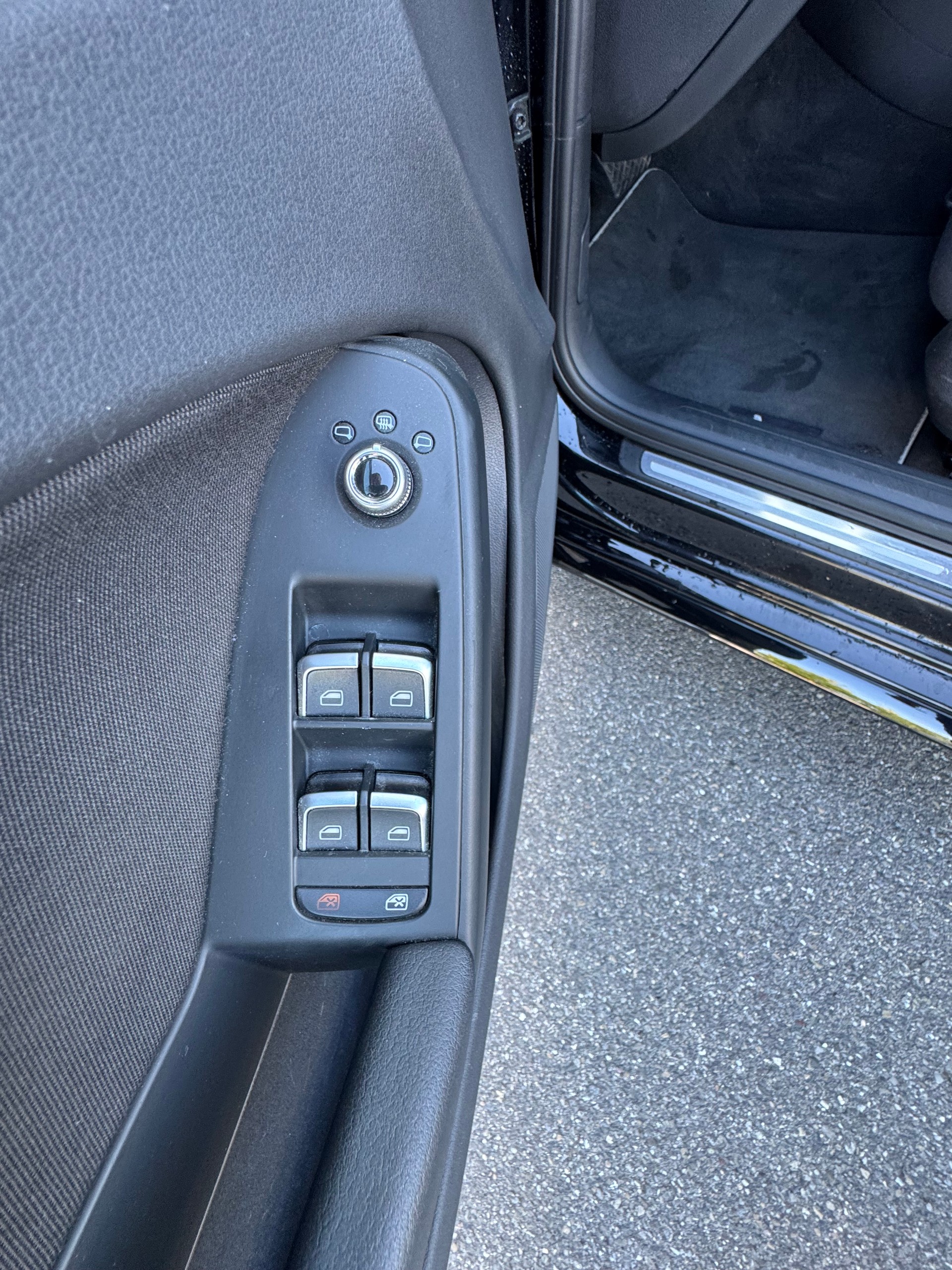AUDI A4 Avant 2.0 TDI multitronic Frisch ab MFK-image-11