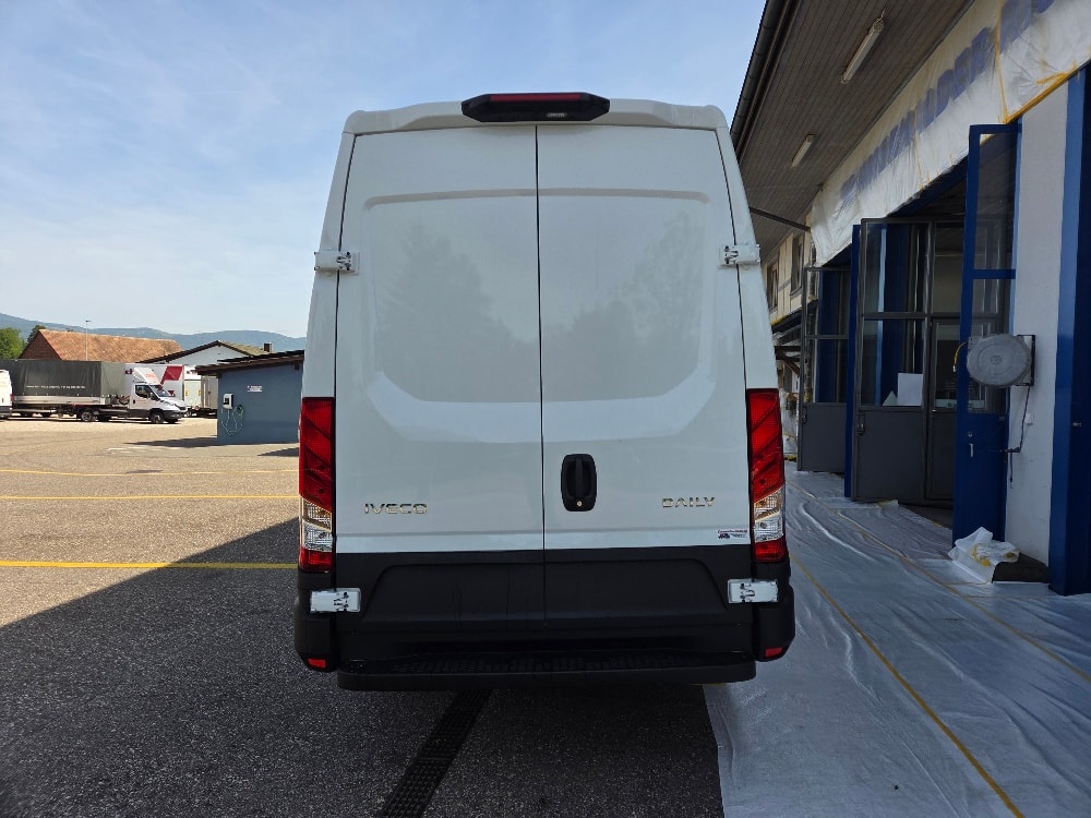 IVECO 35 S 16 A8 V-image-4
