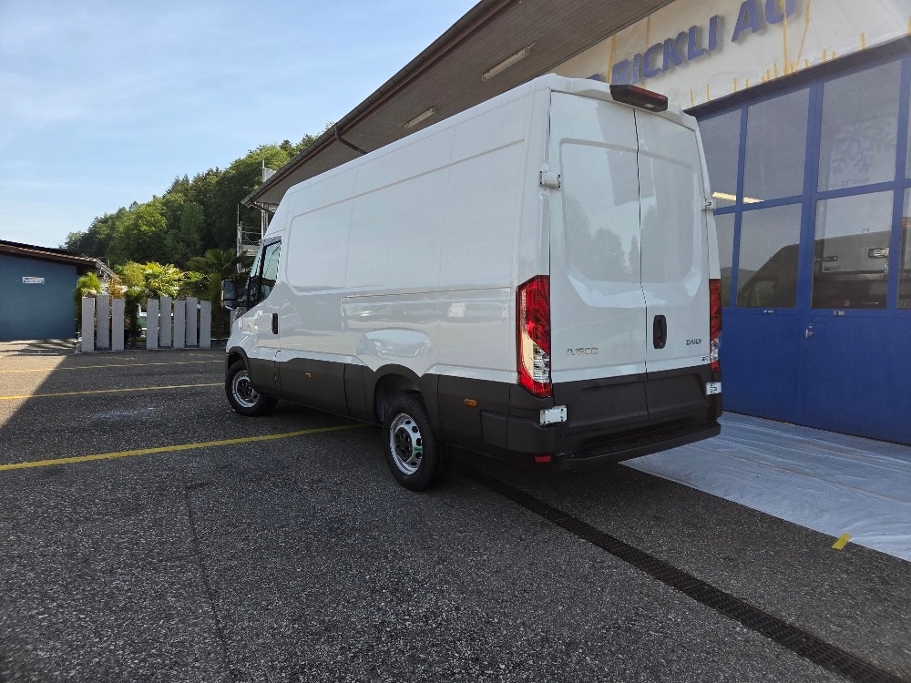 IVECO 35 S 16 A8 V-image-5