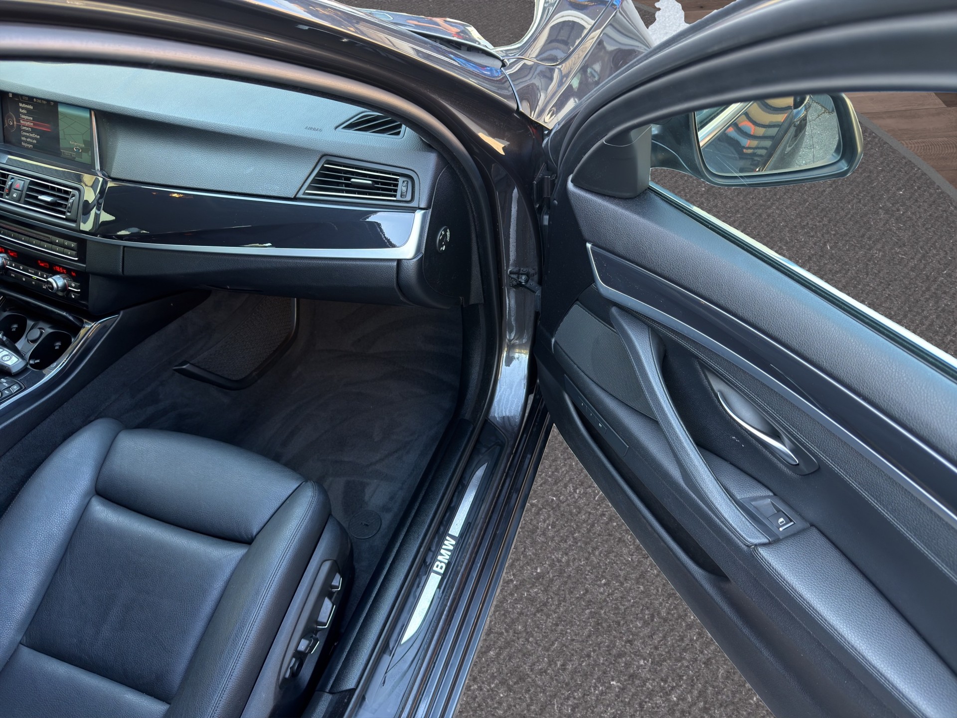 BMW 520d Touring xDrive Steptronic-image-20