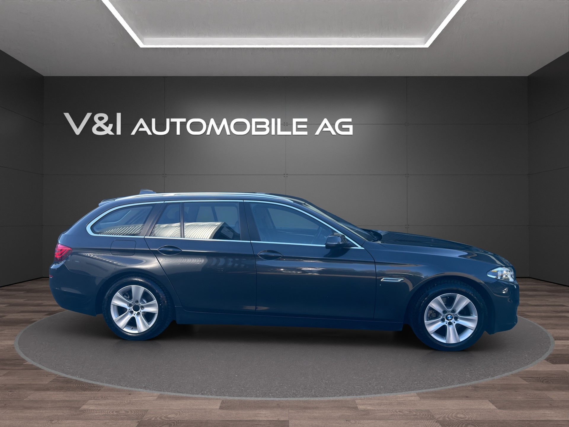 BMW 520d Touring xDrive Steptronic-image-6