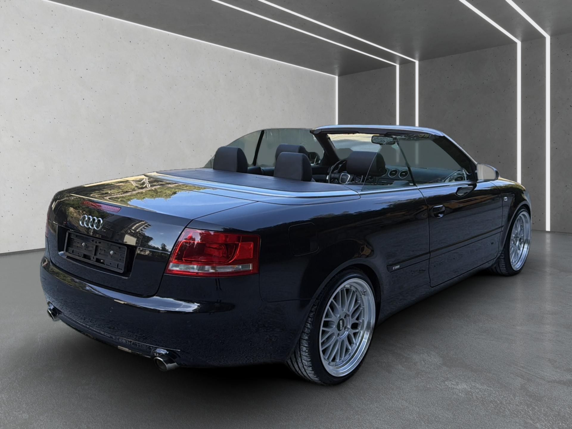 AUDI A4 Cabriolet 1.8 Turbo-image-5