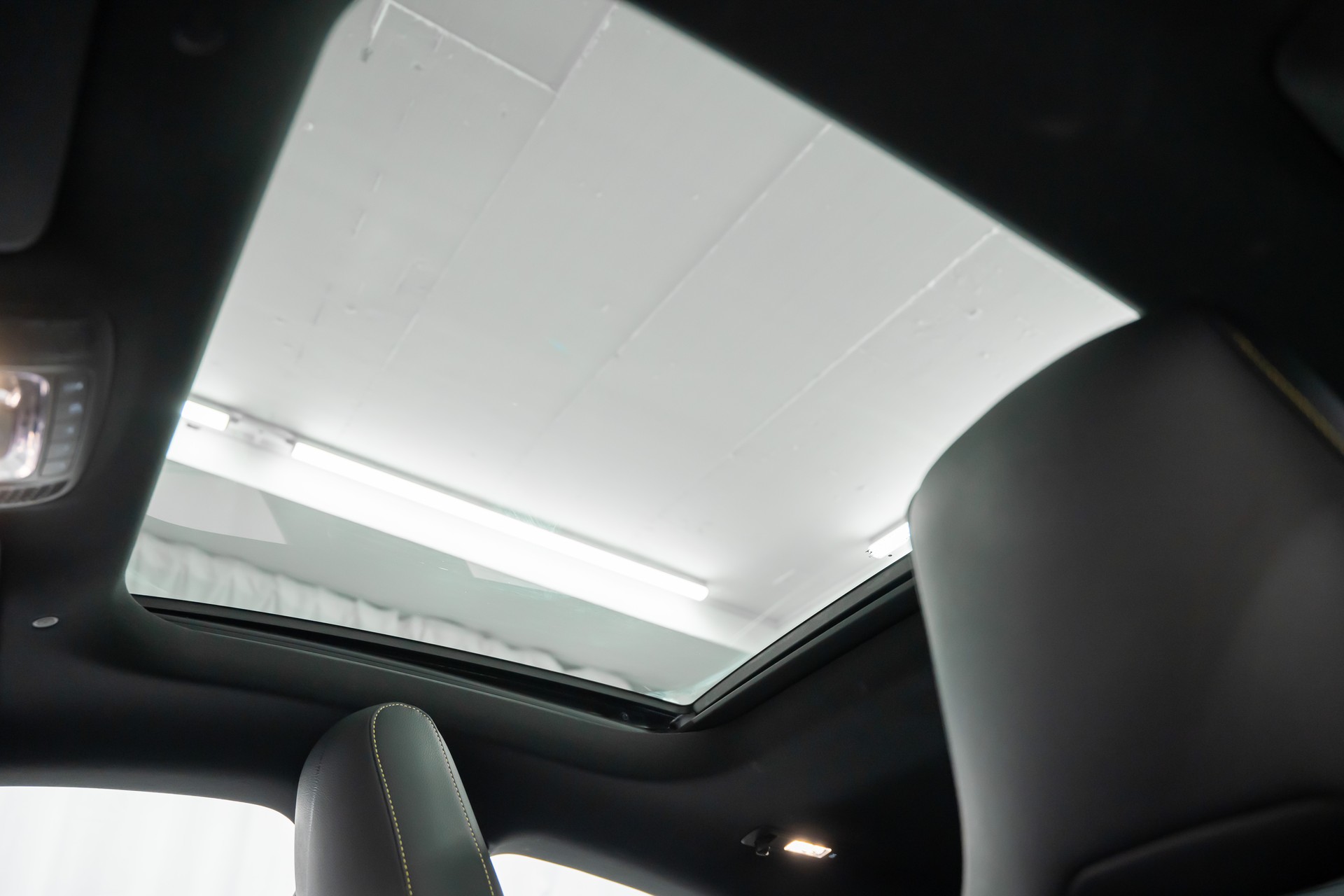 MERCEDES-BENZ CLA 45 S AMG 4Matic+ 8G-DCT *Aerodynamik*AMG-Drivers*Panorama*Burmester3D*-image-13