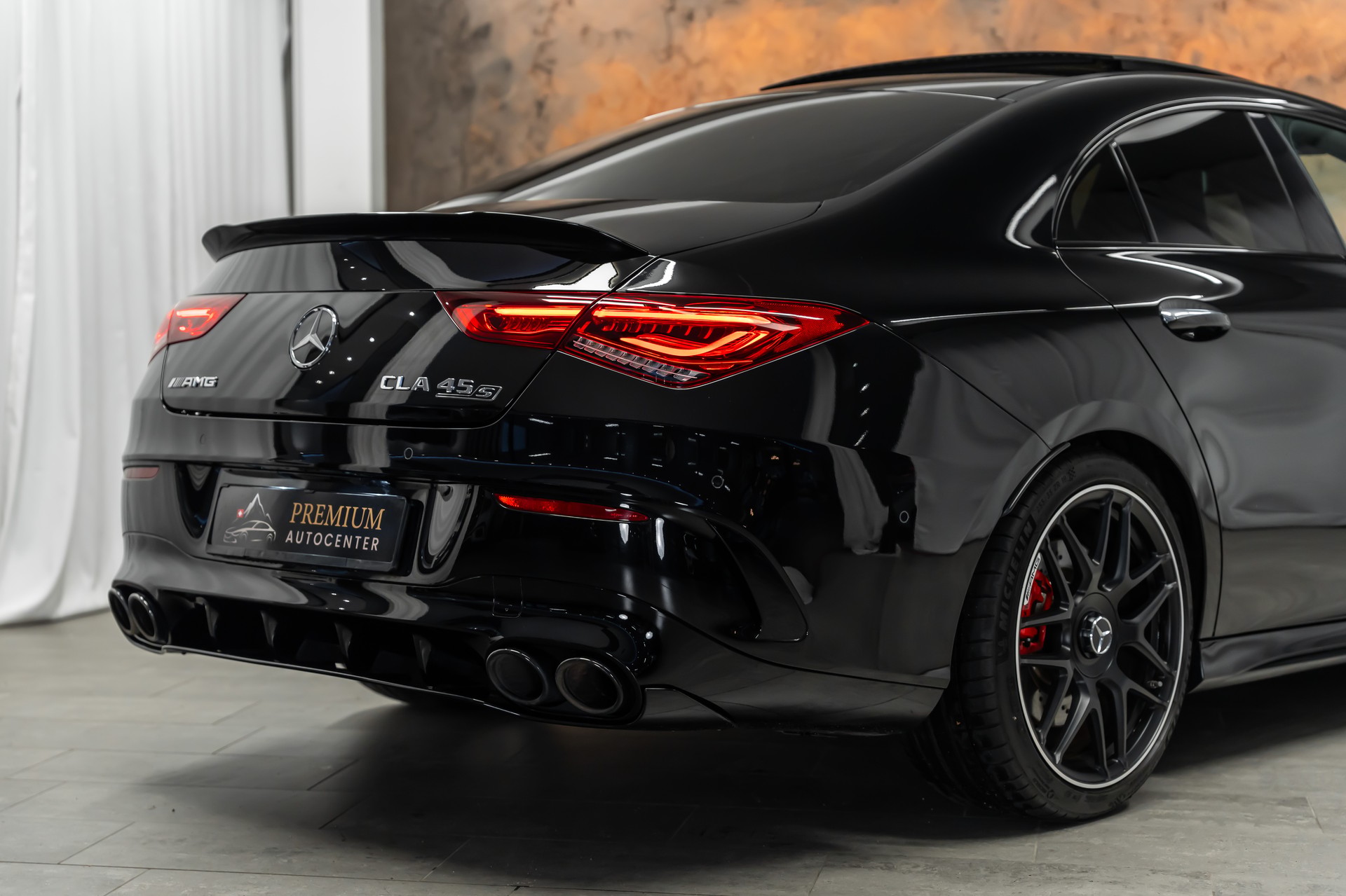 MERCEDES-BENZ CLA 45 S AMG 4Matic+ 8G-DCT *Aerodynamik*AMG-Drivers*Panorama*Burmester3D*-image-7