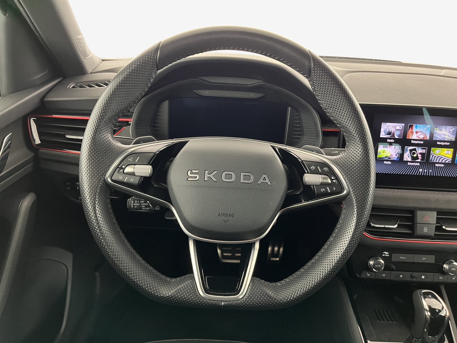 SKODA Kamiq 1.0 TSI Selection DSG-image-9