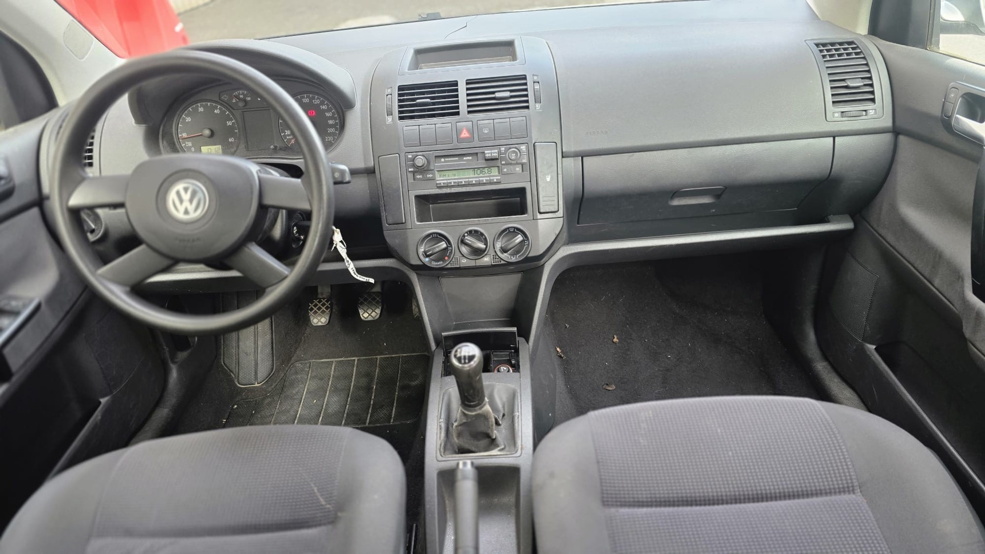 VW Polo 1.2 12V Comfortline-image-12