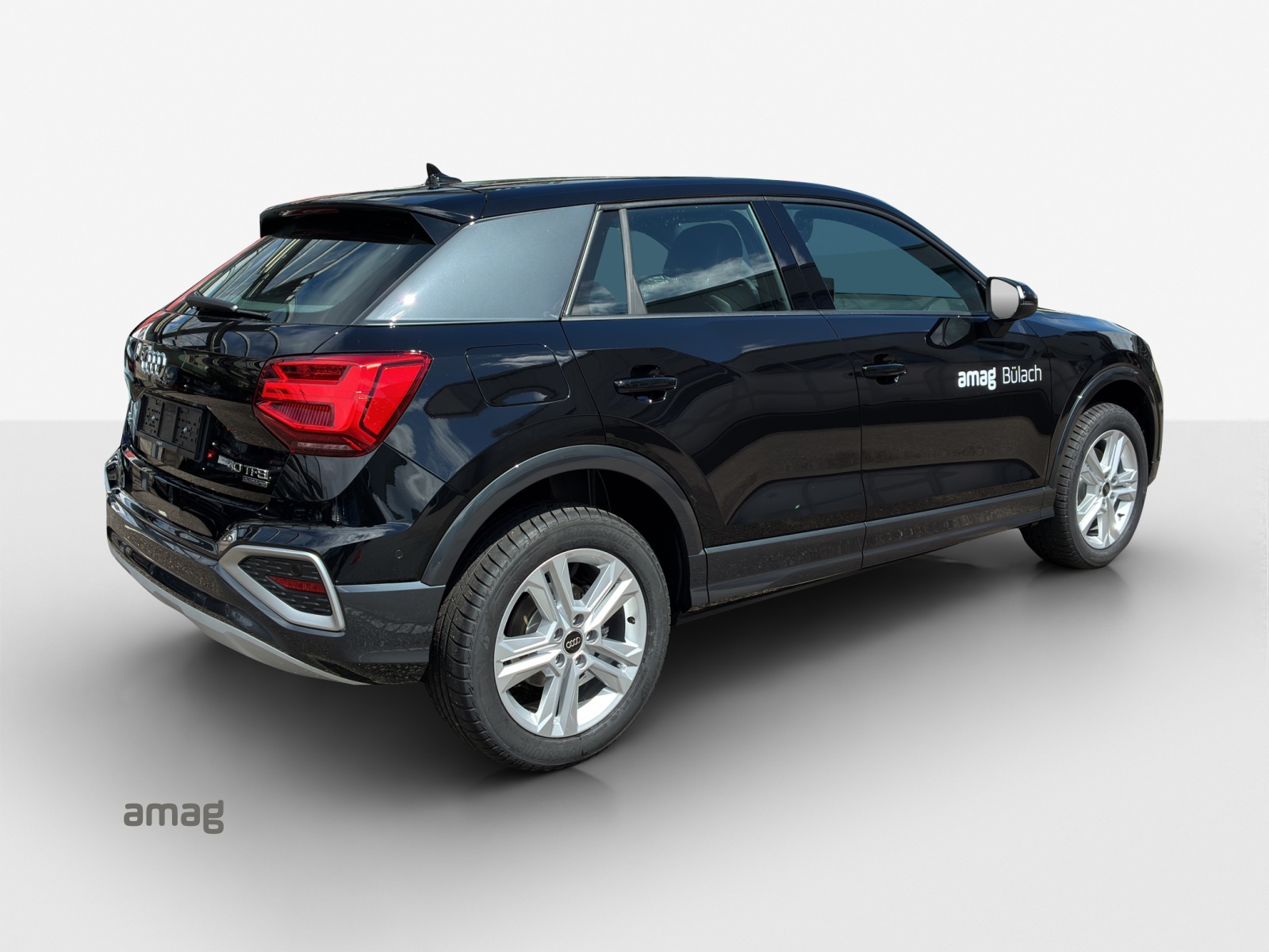 AUDI Q2 40 TFSI advanced quattro S-tronic-image-4