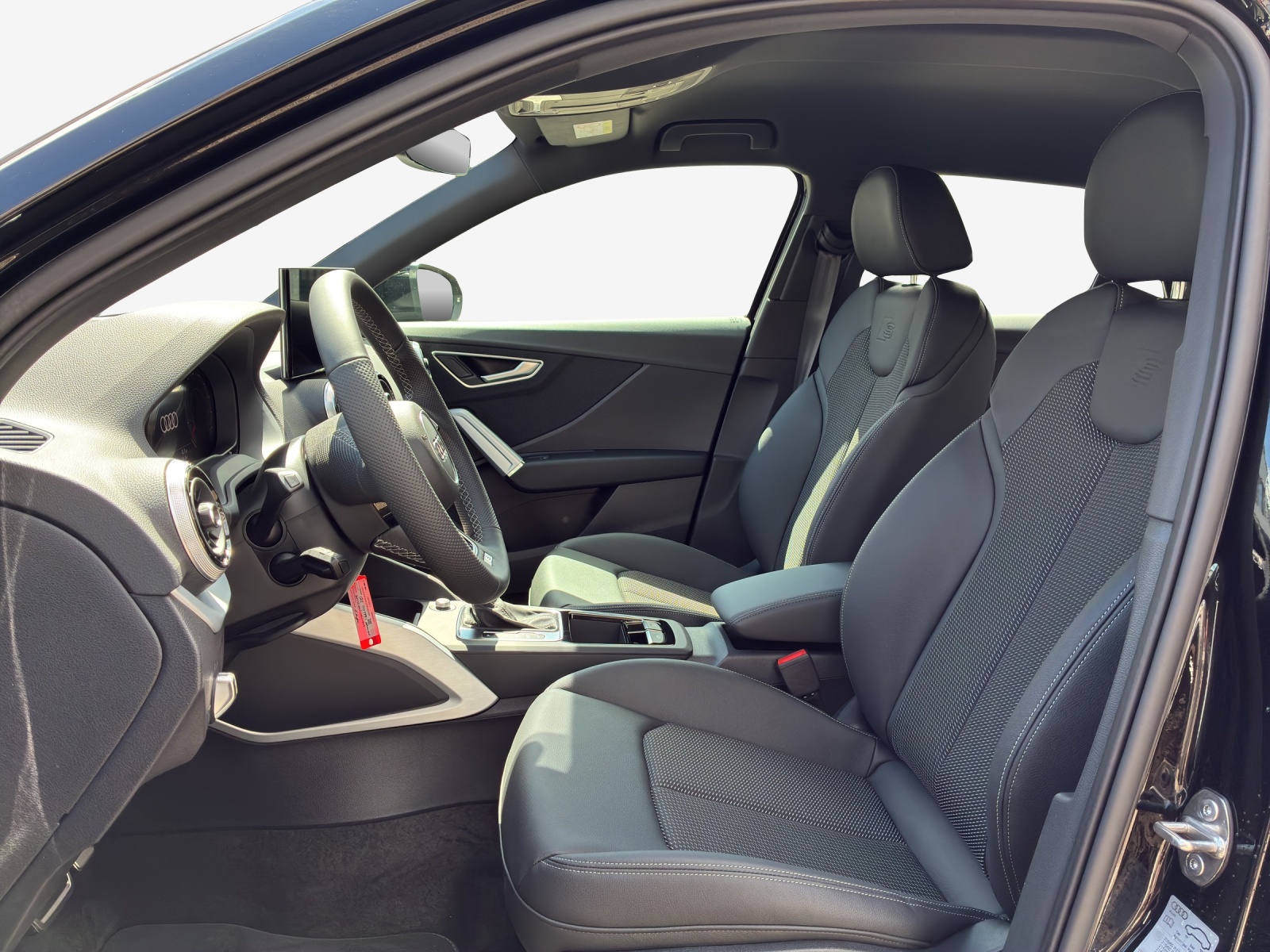 AUDI Q2 40 TFSI advanced quattro S-tronic-image-7