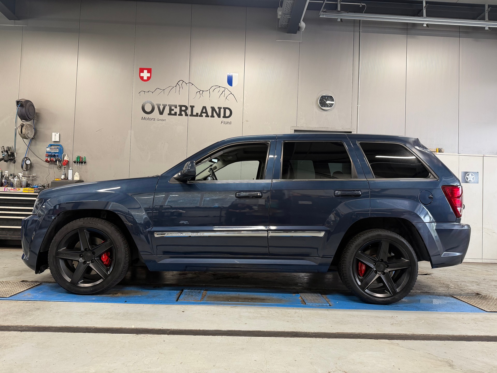 JEEP Grand Cherokee 6.1 HEMI SRT8 Automatic-image-1