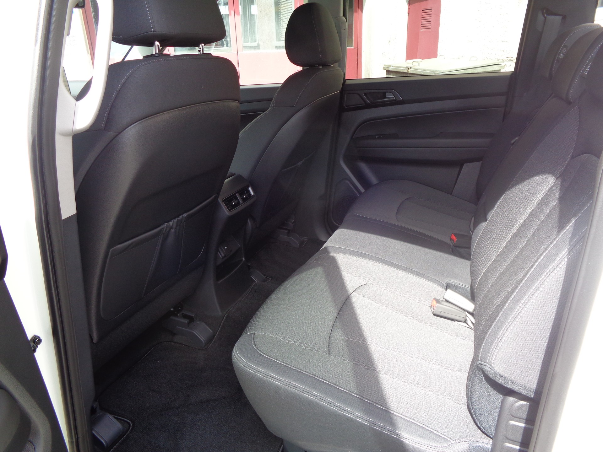 KGM-SsangYong Platinium-image-9