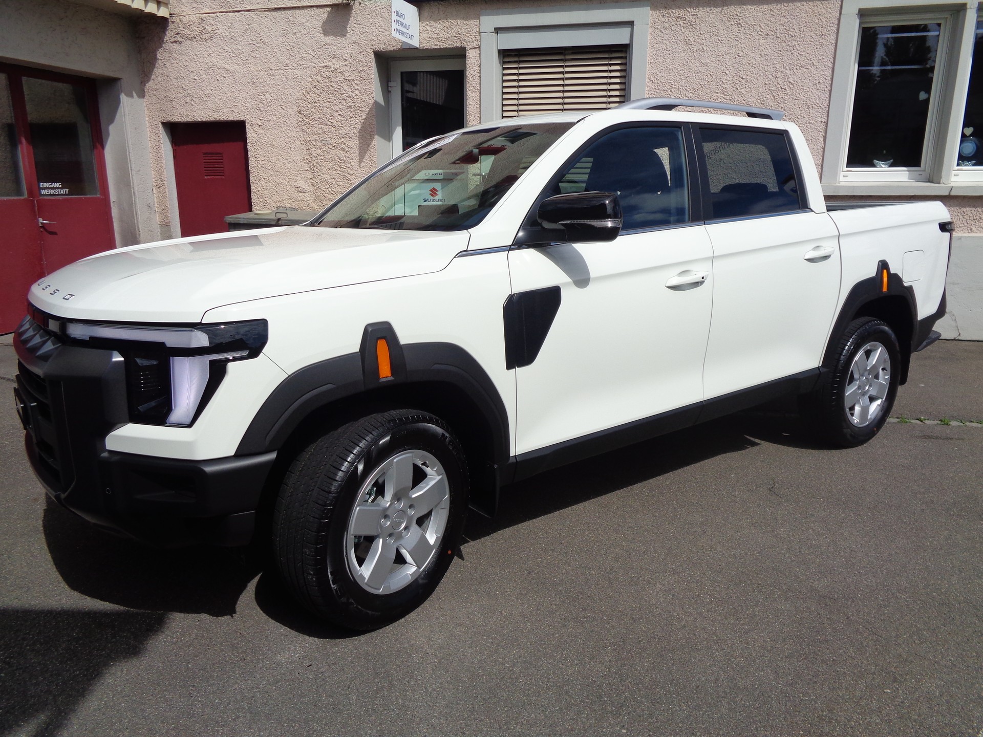 KGM-SsangYong Platinium-image-0