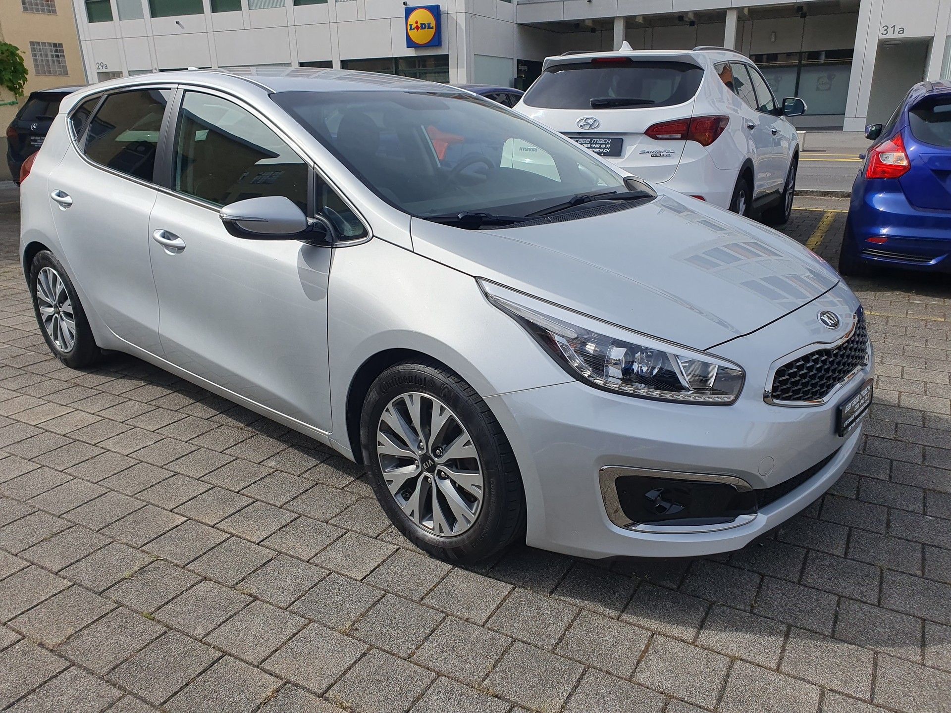 KIA Cee'd 1.6 GDi Swiss Champion DCT-image-5