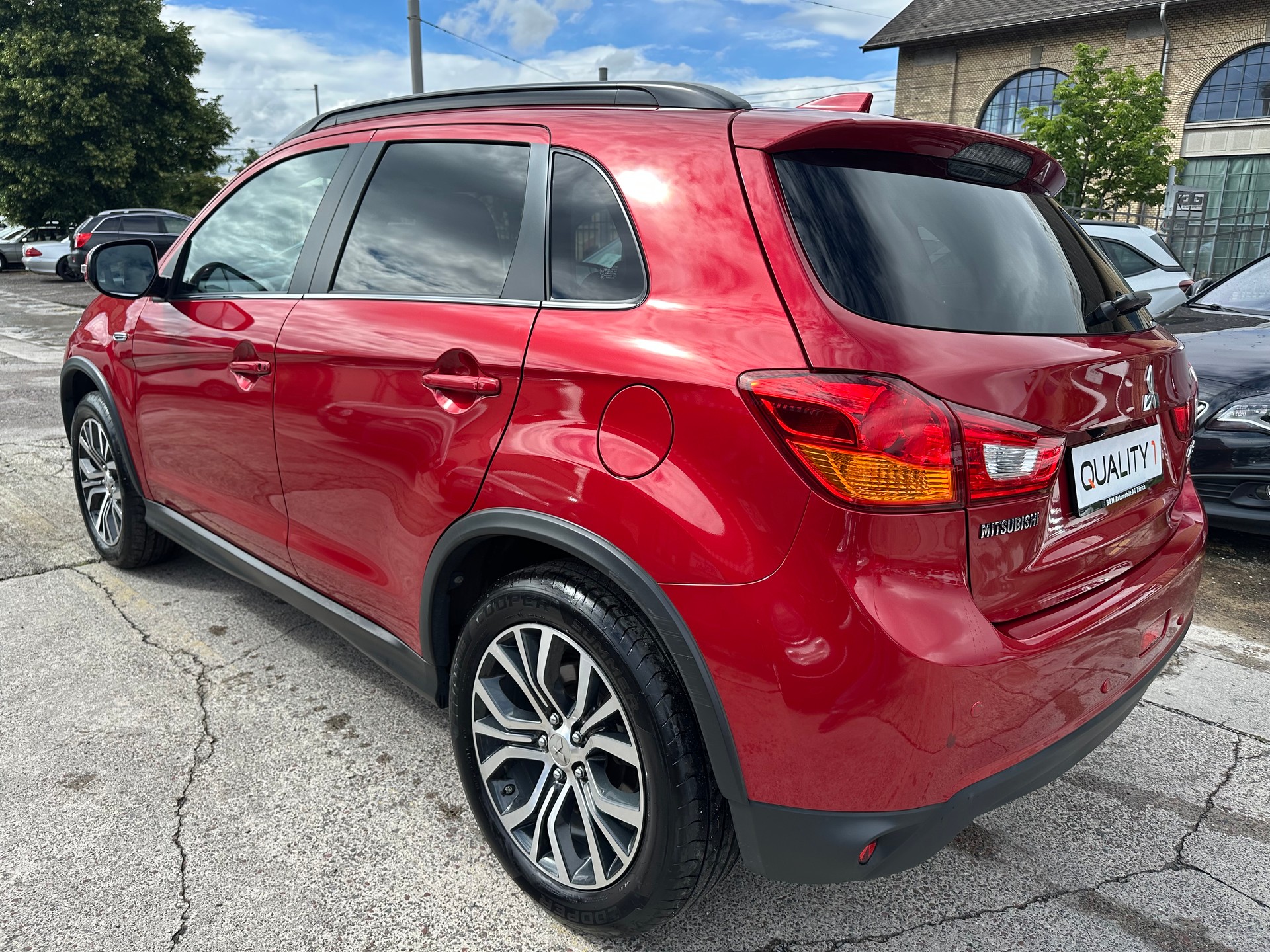 MITSUBISHI ASX 2.2 DID Diamond 4WD Automatic-image-5