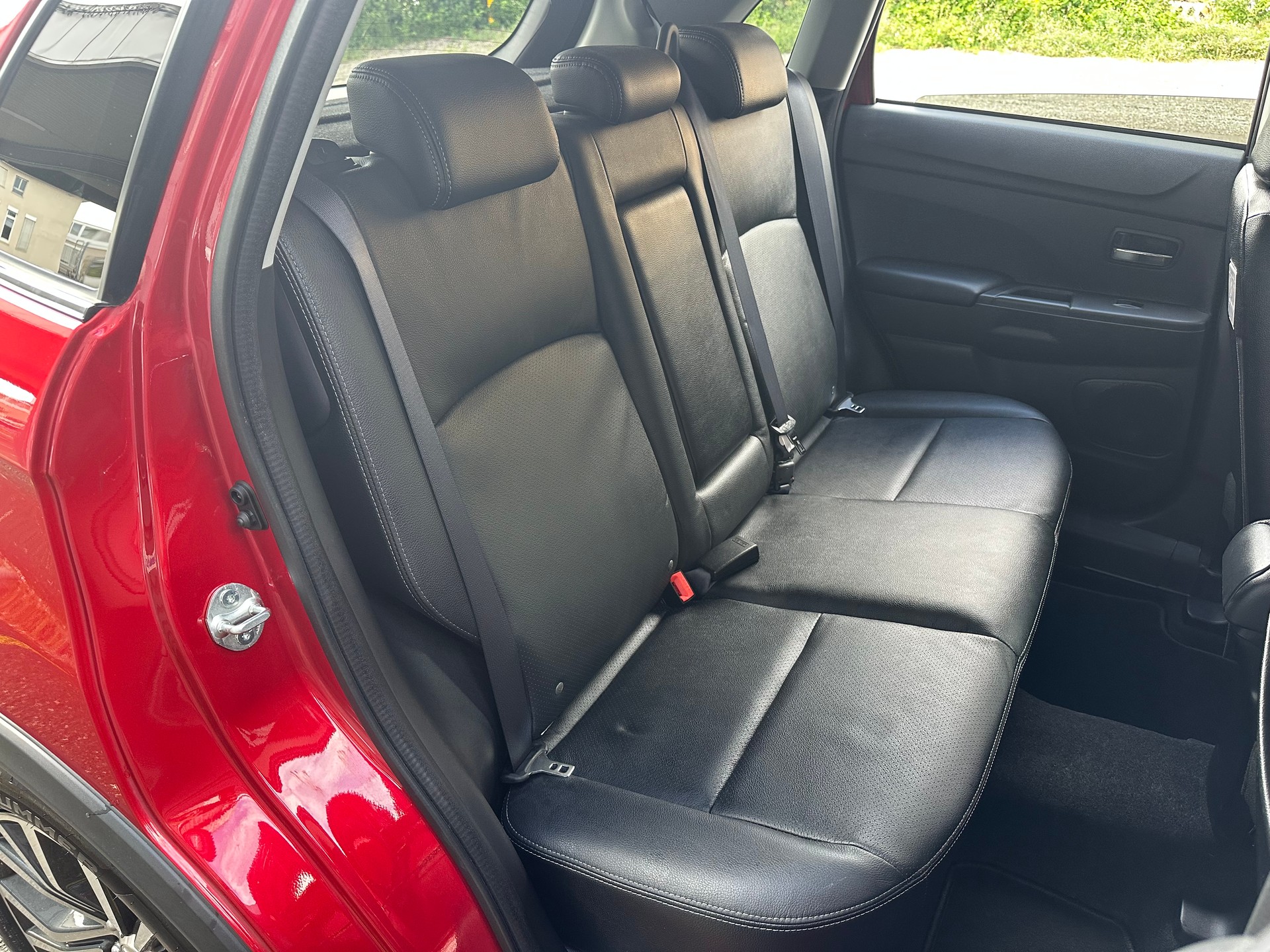 MITSUBISHI ASX 2.2 DID Diamond 4WD Automatic-image-16