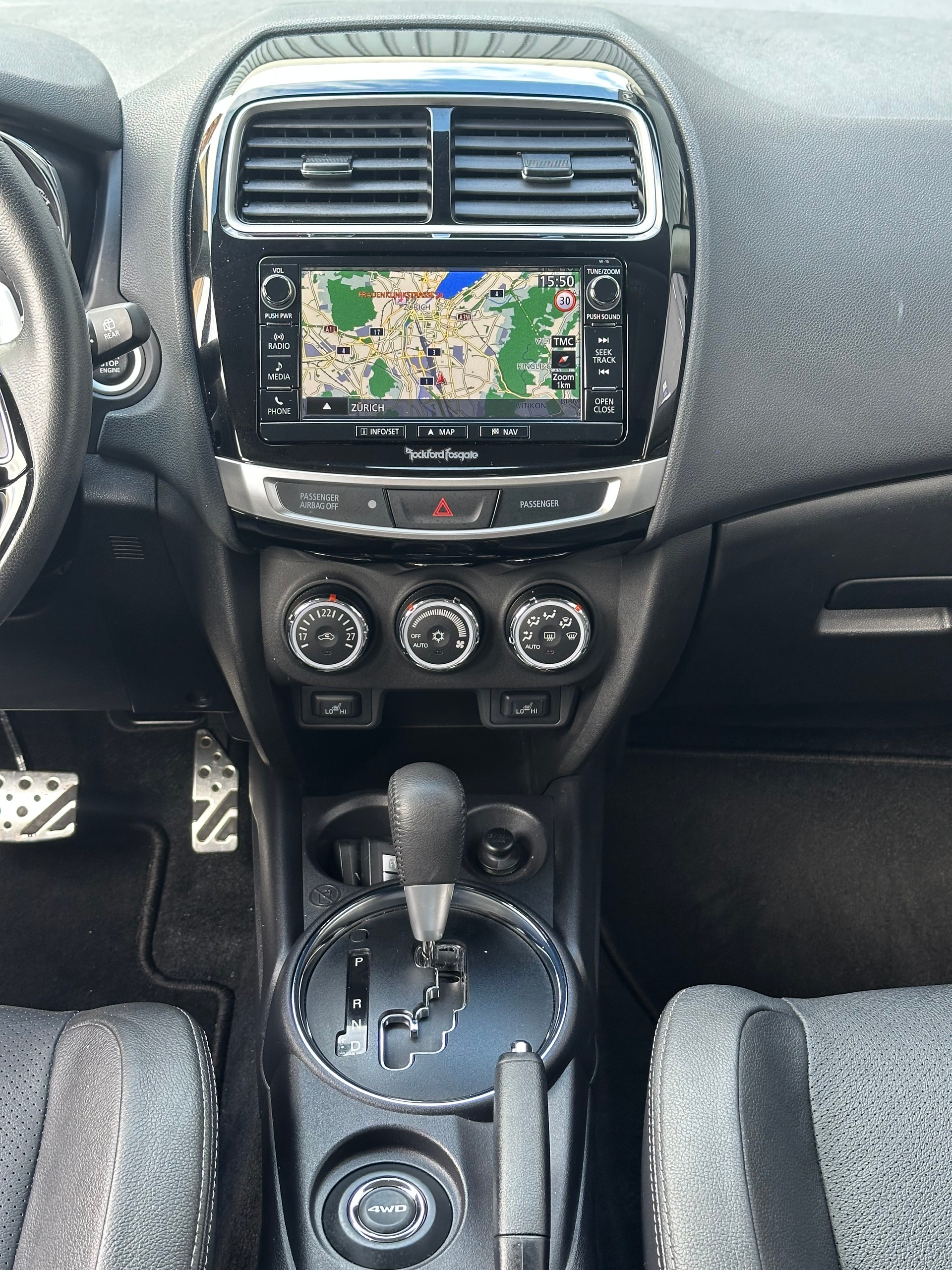 MITSUBISHI ASX 2.2 DID Diamond 4WD Automatic-image-17