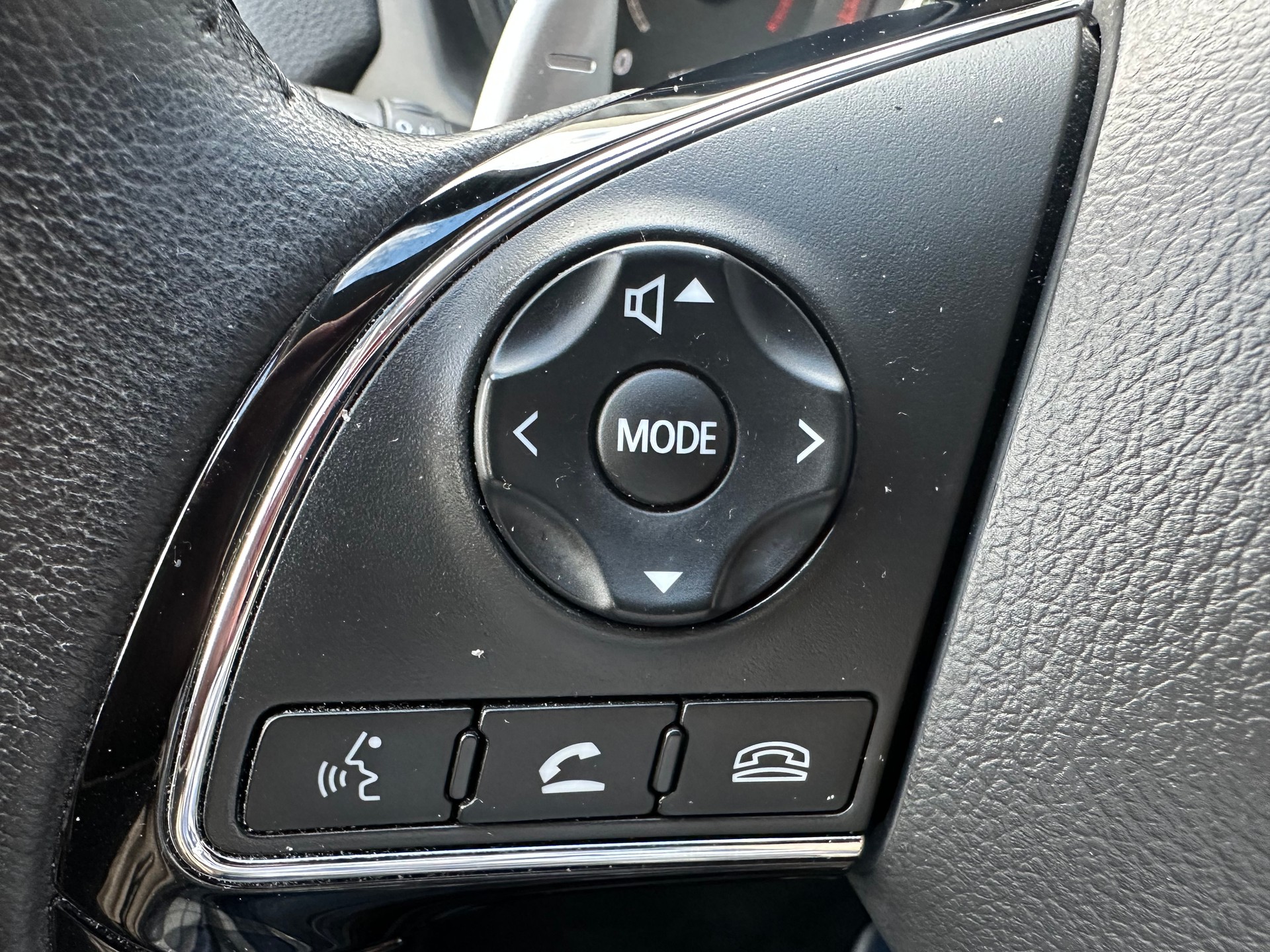 MITSUBISHI ASX 2.2 DID Diamond 4WD Automatic-image-19