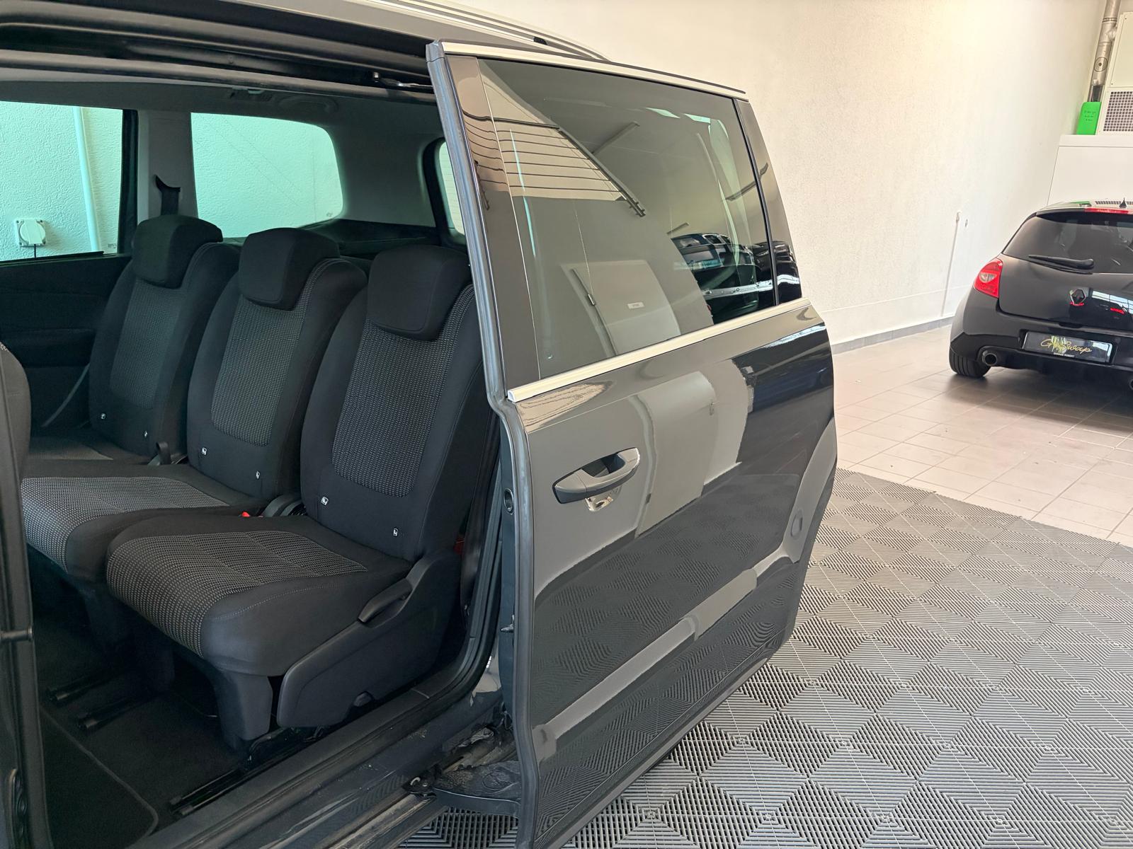 SEAT Alhambra 2.0 TDI 177 DSG Style-image-5